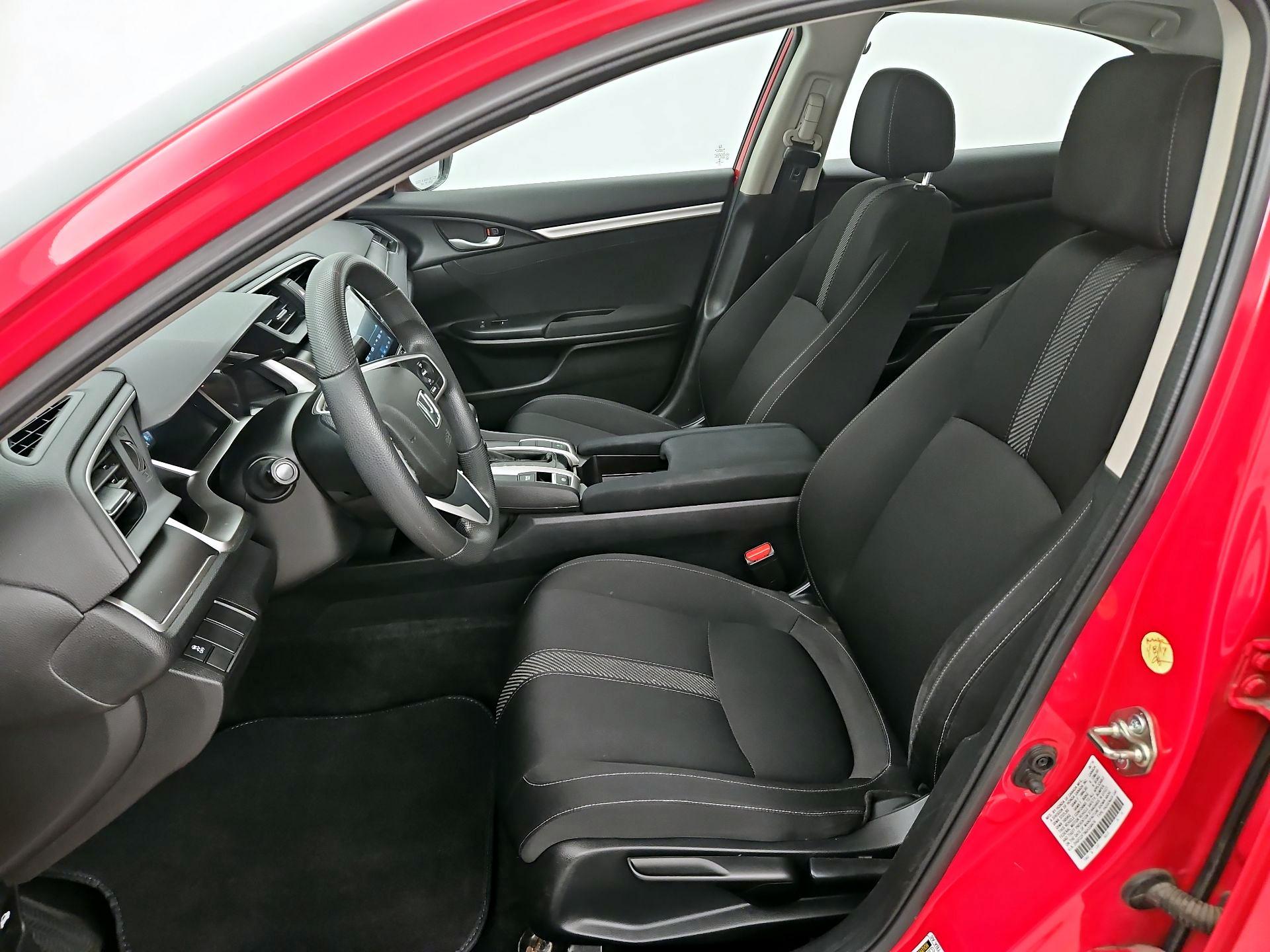 Thumbnail: 2016 Honda Civic - 11