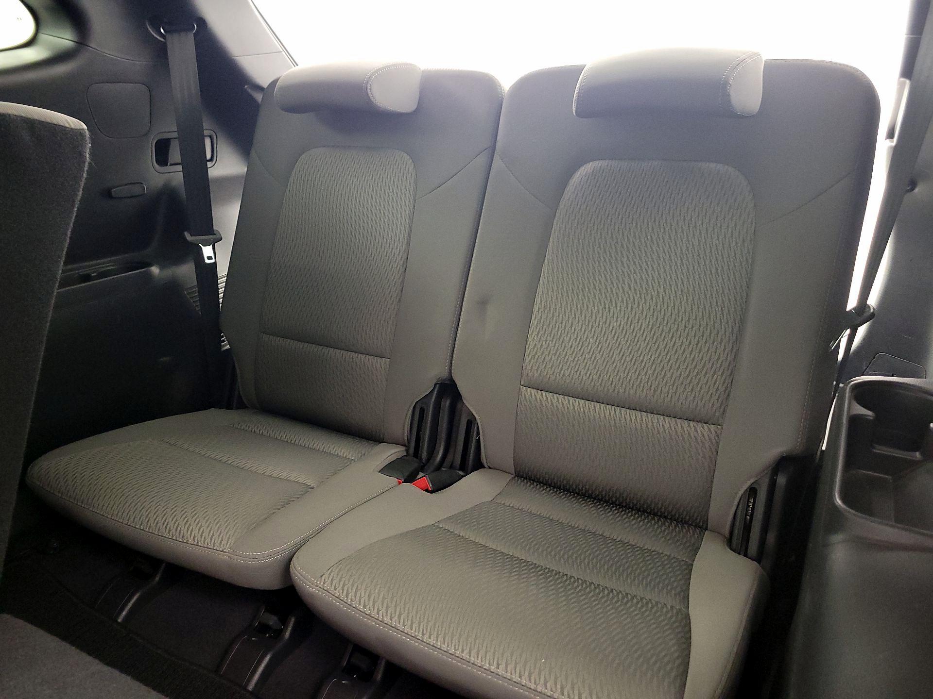 Thumbnail: 2017 Hyundai Santa Fe - 20