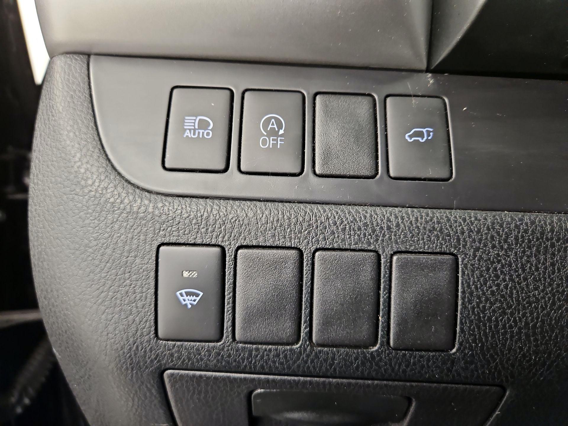 Thumbnail: 2019 Toyota Highlander - 13