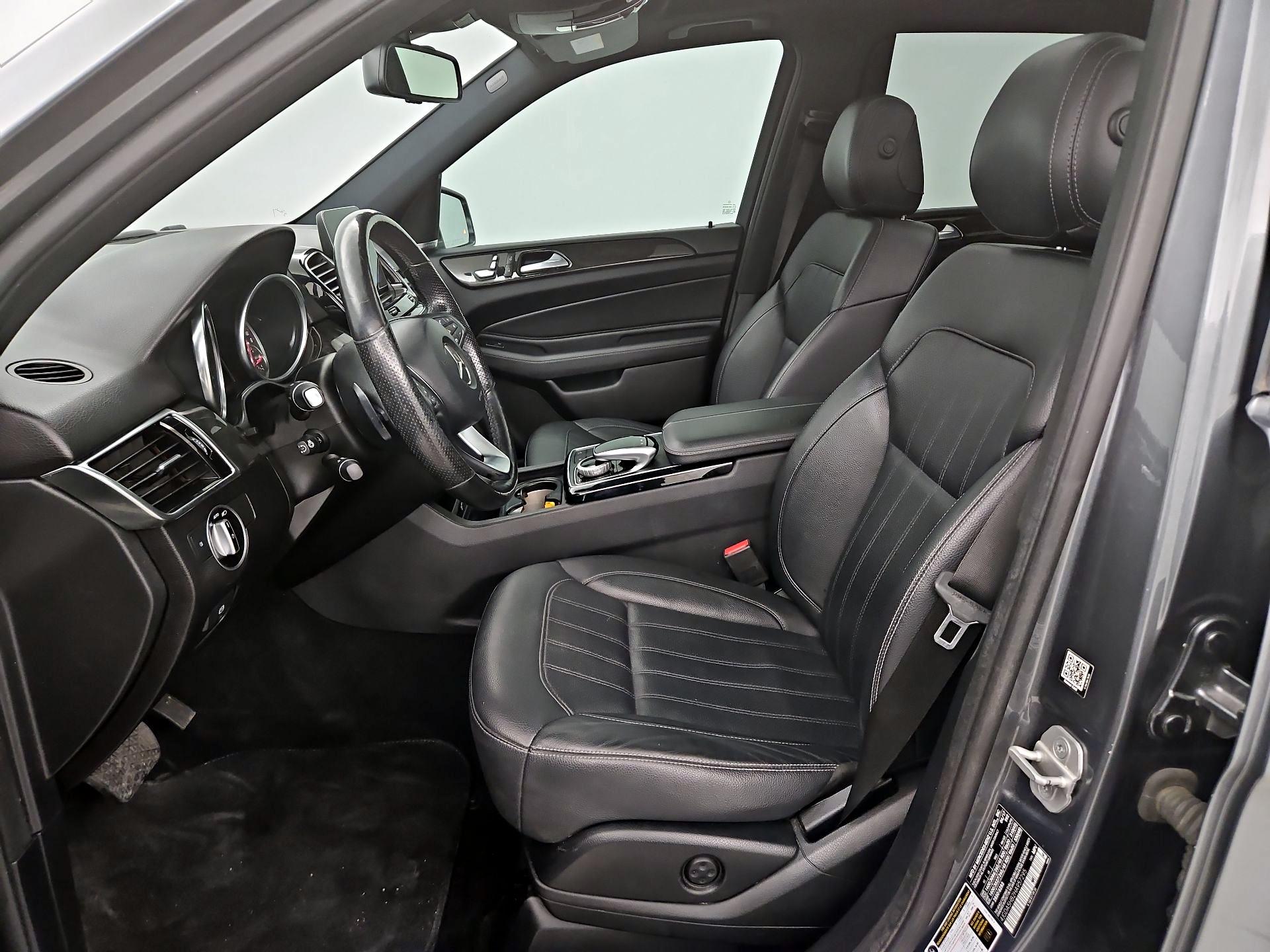 Thumbnail: 2017 Mercedes-Benz GLE - 11