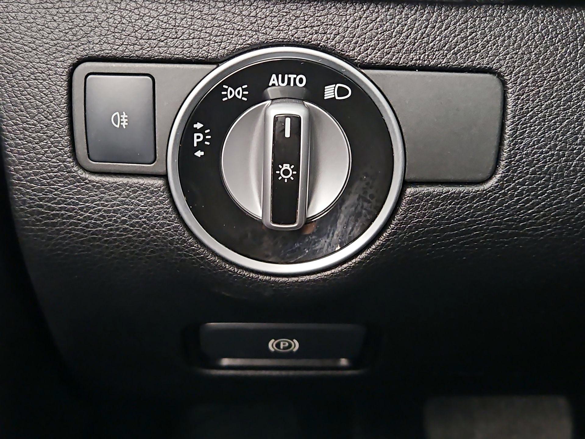 Thumbnail: 2017 Mercedes-Benz GLE - 13