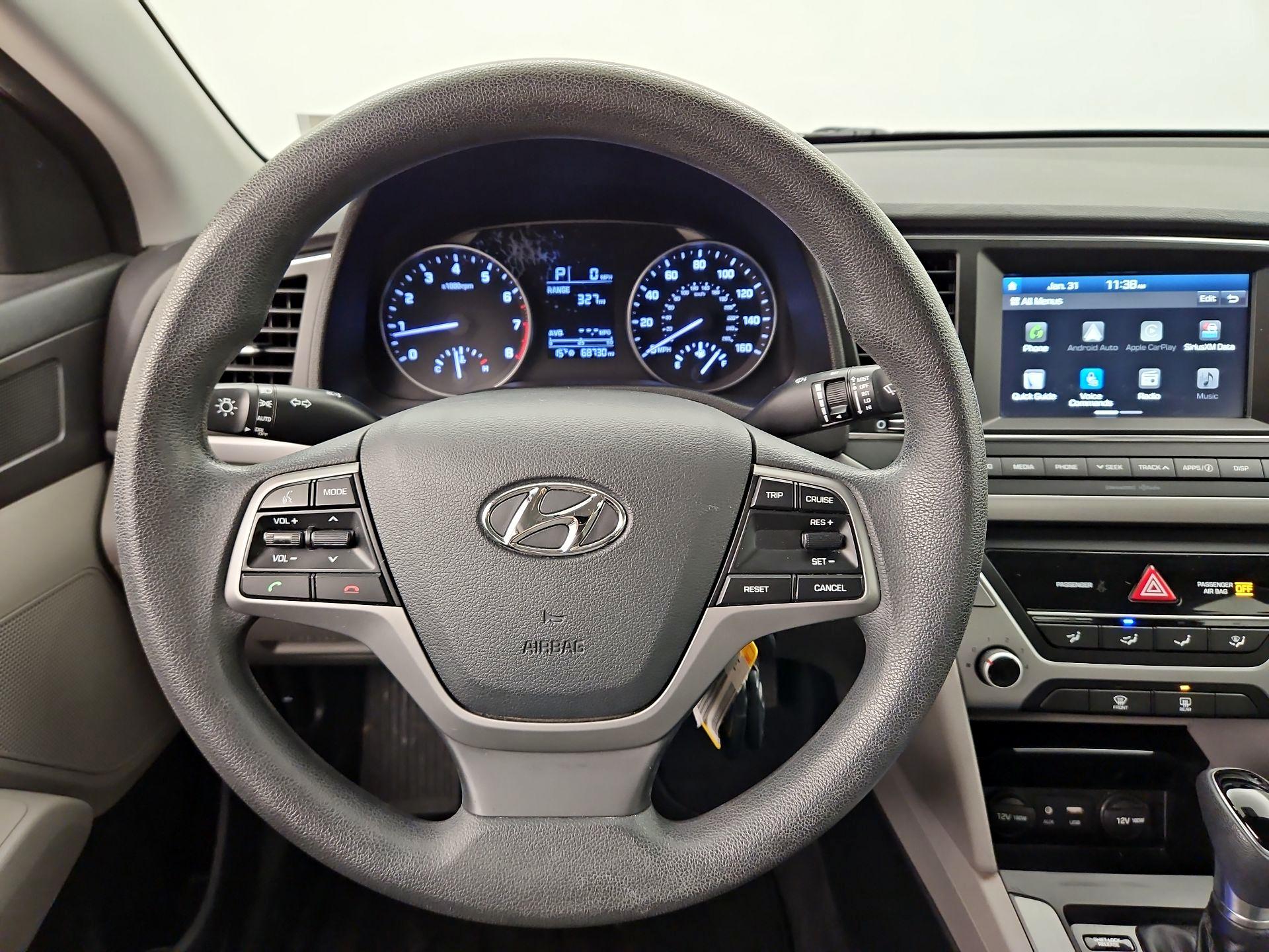 Thumbnail: 2017 Hyundai Elantra - 10