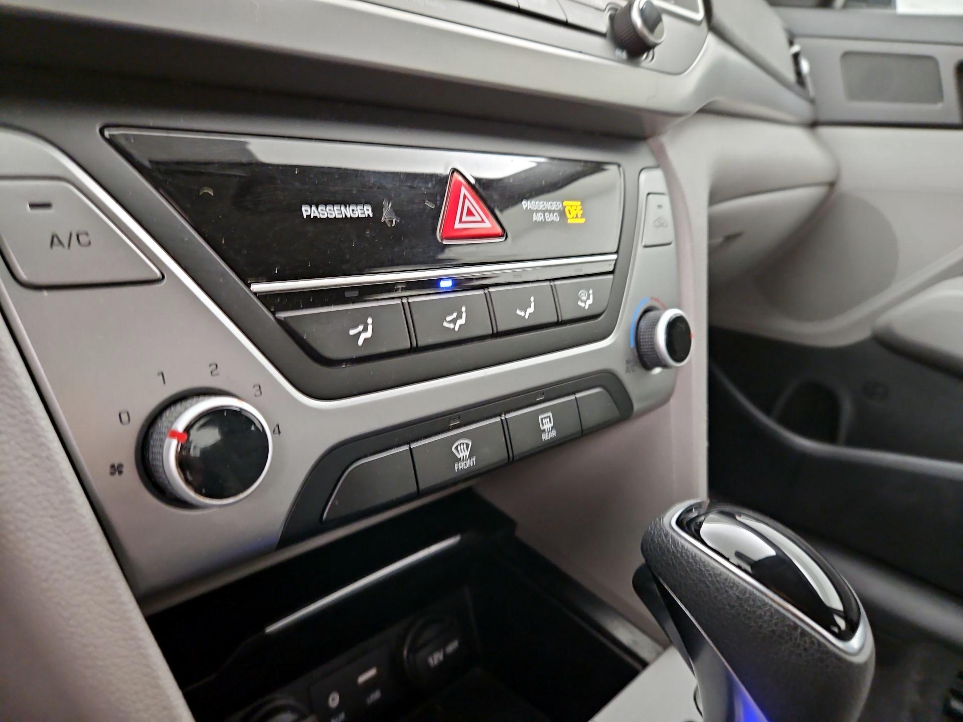 Thumbnail: 2017 Hyundai Elantra - 16