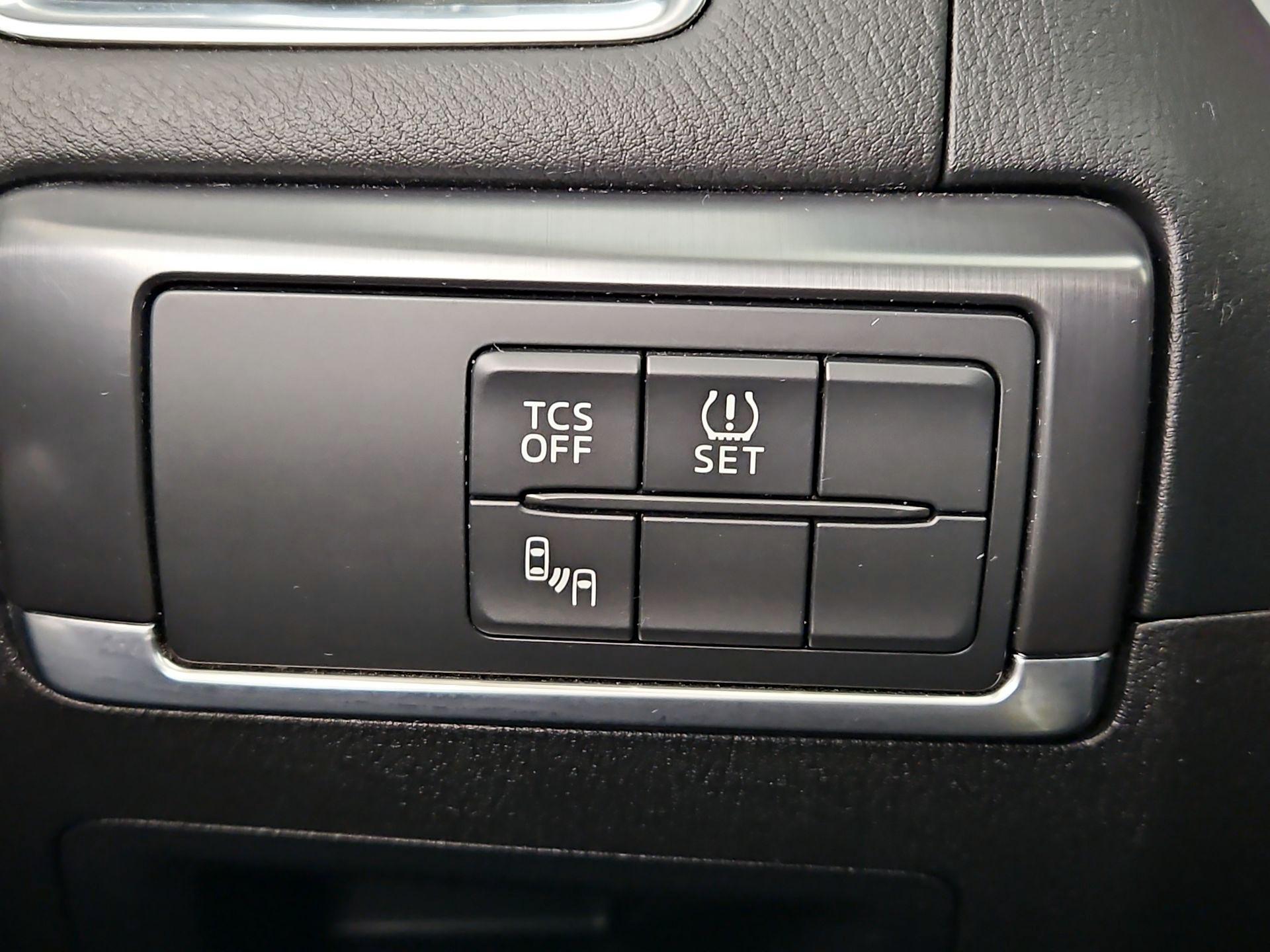 Thumbnail: 2016 Mazda CX-5 - 13