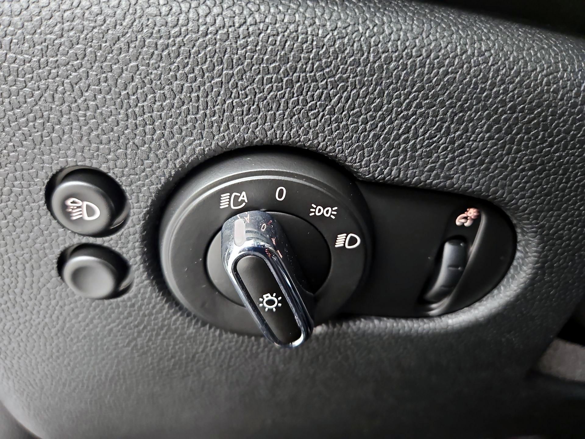 Thumbnail: 2024 MINI Cooper Hardtop - 13