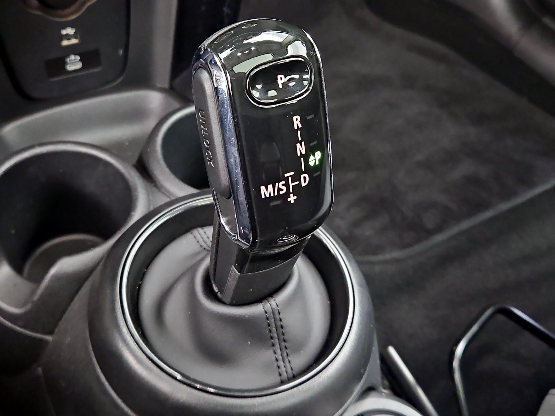 Thumbnail: 2024 MINI Cooper Hardtop - 18