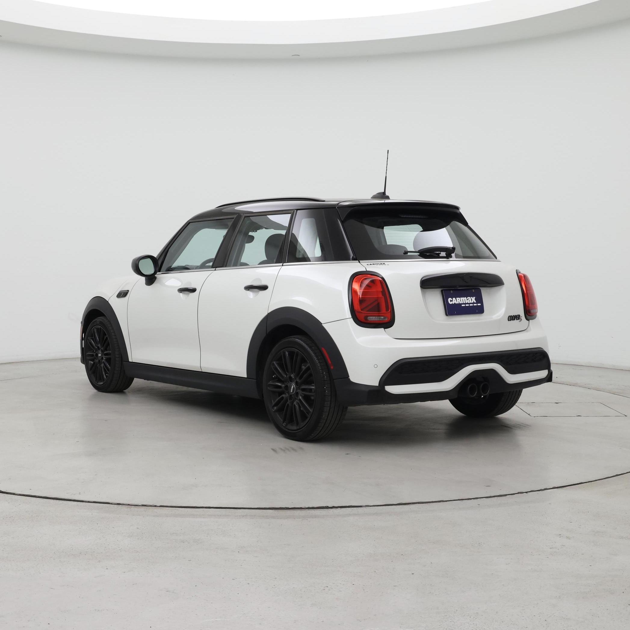 Thumbnail: 2024 MINI Cooper Hardtop - 2