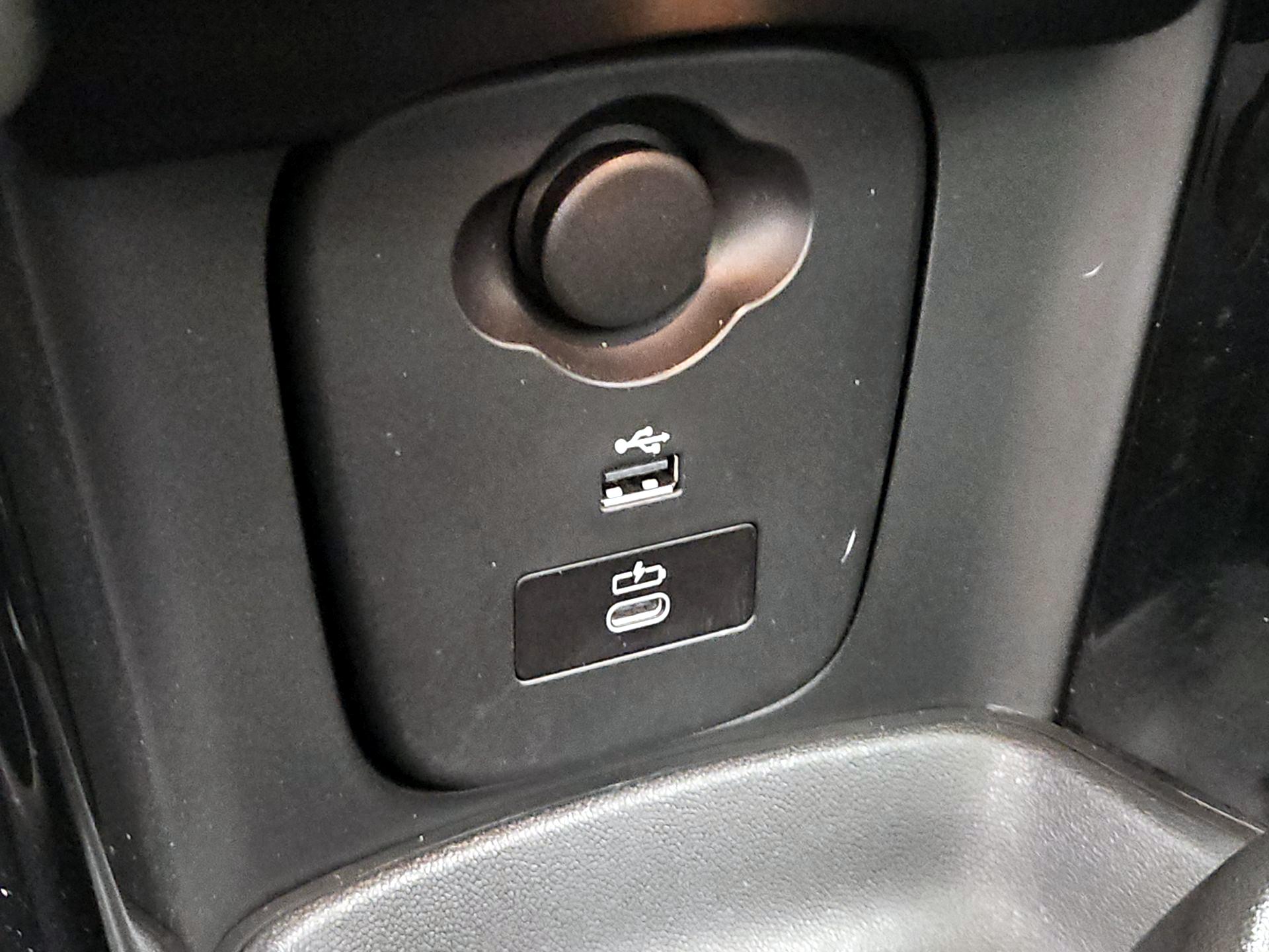 Thumbnail: 2024 MINI Cooper Hardtop - 19