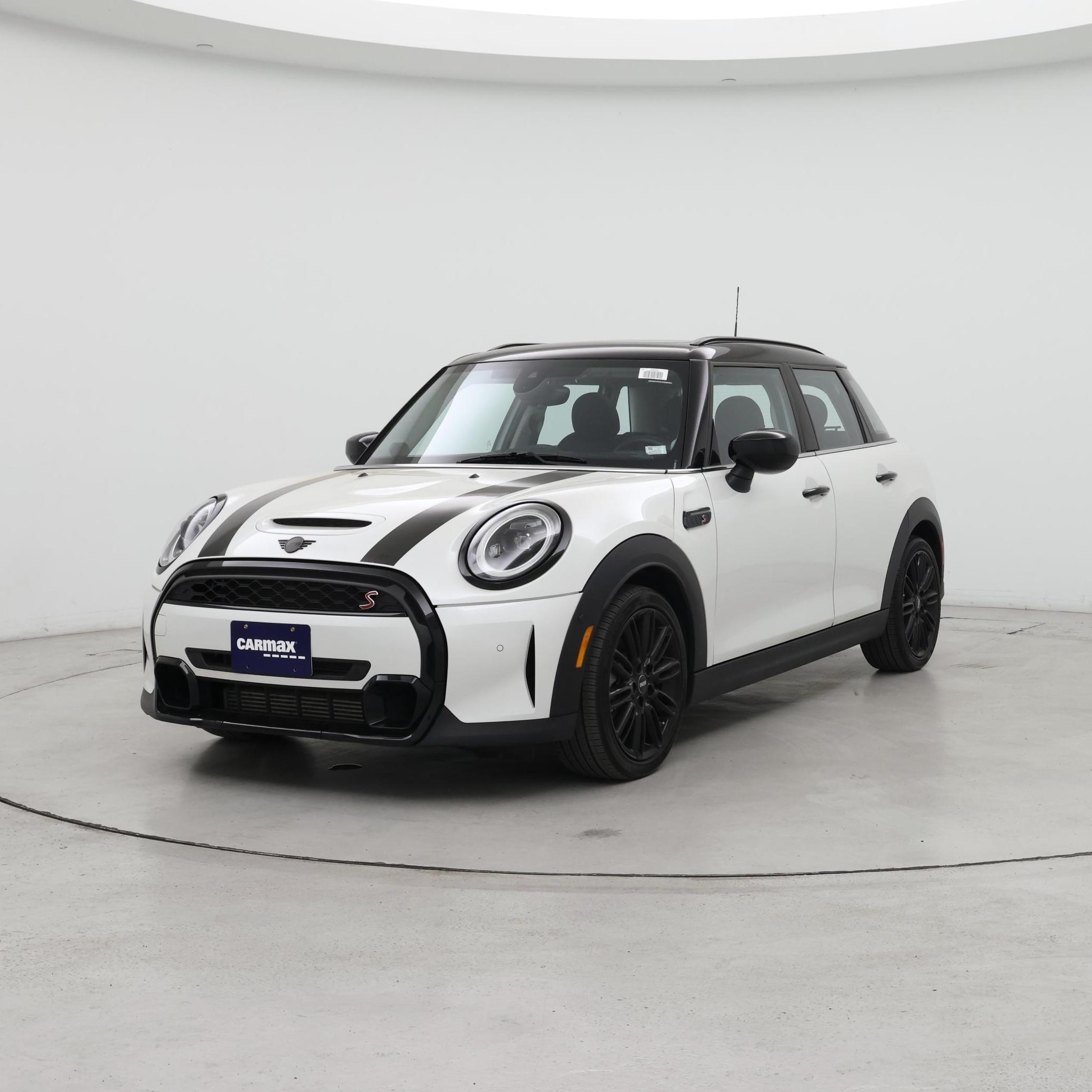 Thumbnail: 2024 MINI Cooper Hardtop - 4