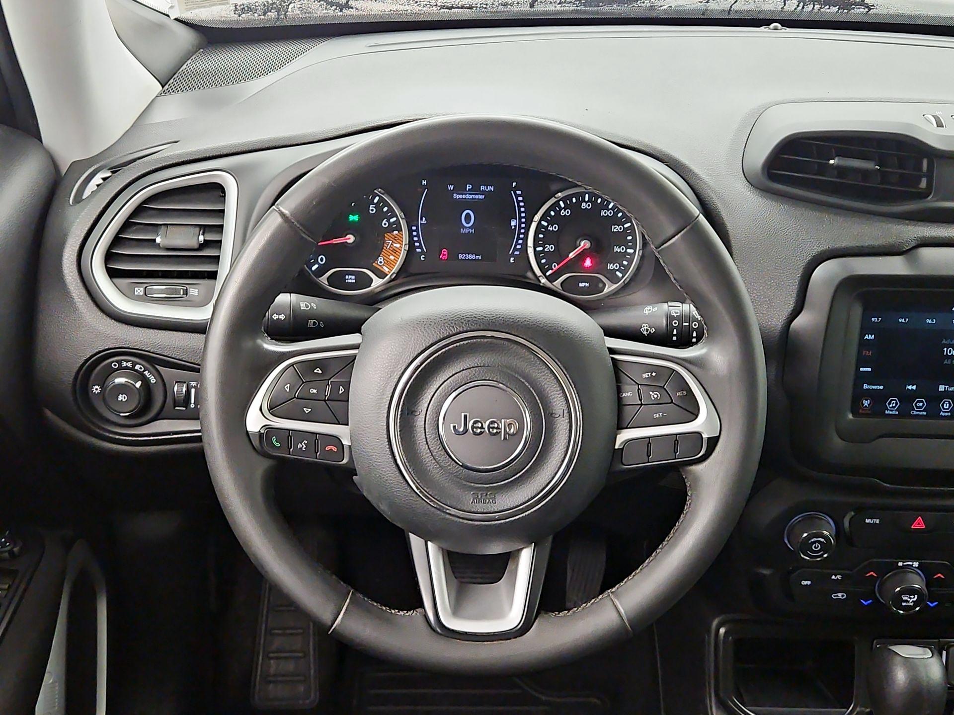 Thumbnail: 2020 Jeep Renegade - 10