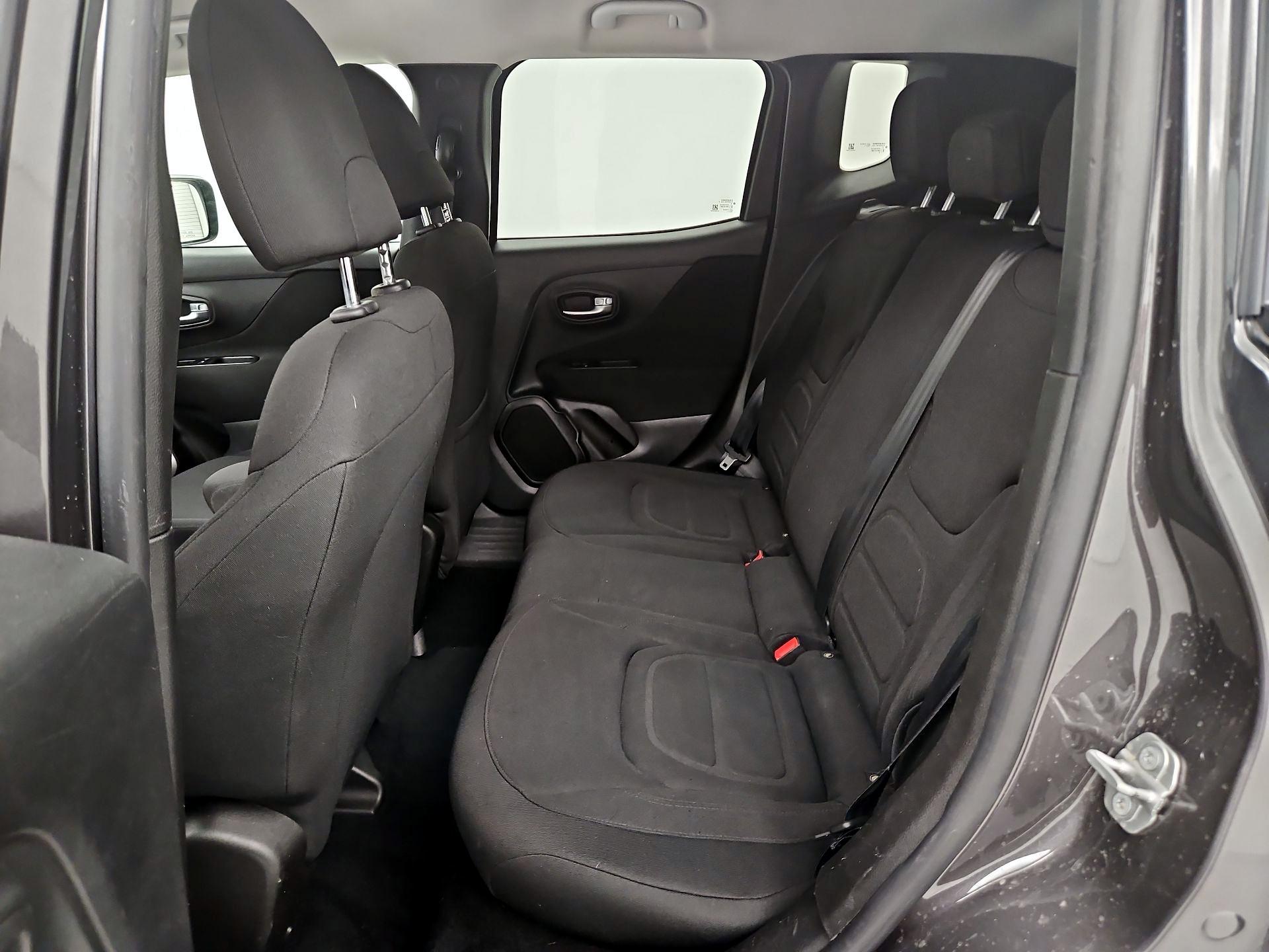 Thumbnail: 2020 Jeep Renegade - 19