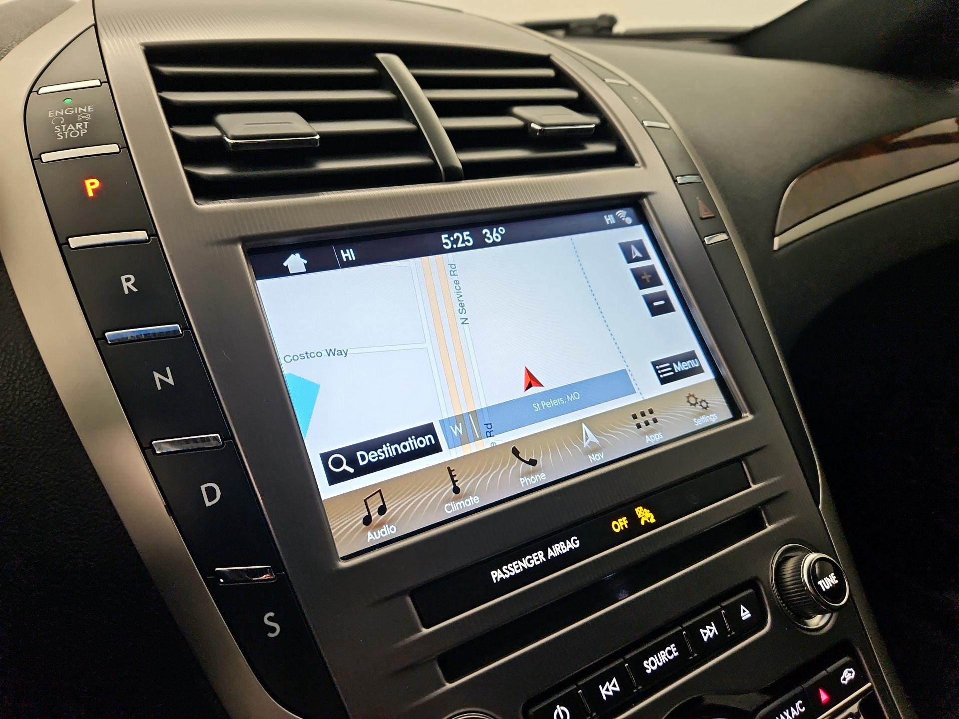 Thumbnail: 2017 Lincoln MKZ - 14