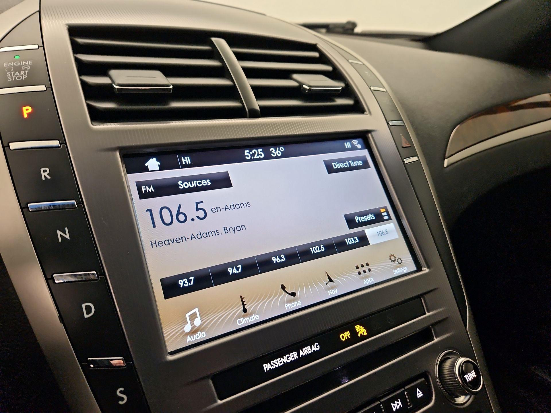 Thumbnail: 2017 Lincoln MKZ - 16