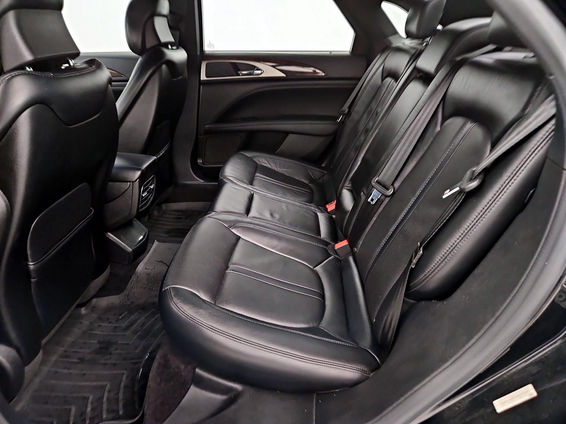 Thumbnail: 2017 Lincoln MKZ - 20