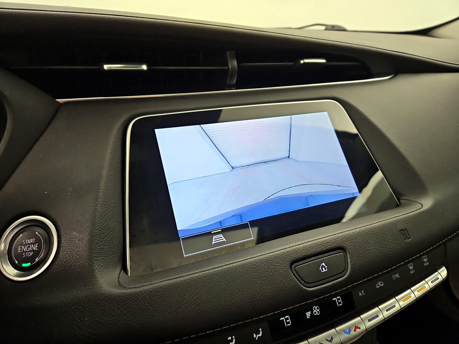 Thumbnail: 2021 Cadillac XT4 - 15