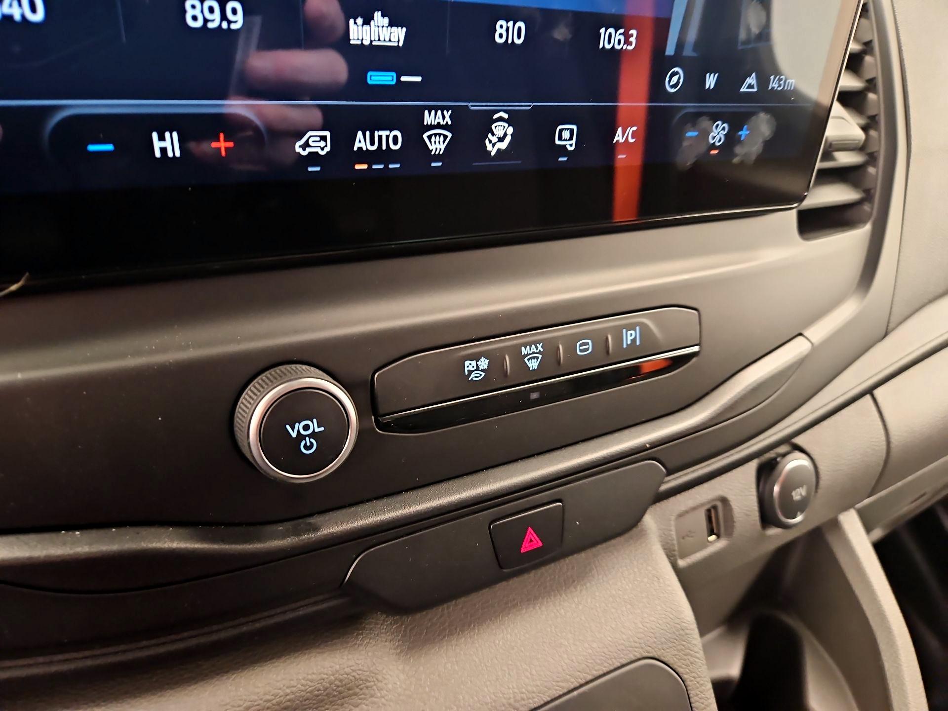 Thumbnail: 2023 Ford Econoline - 17