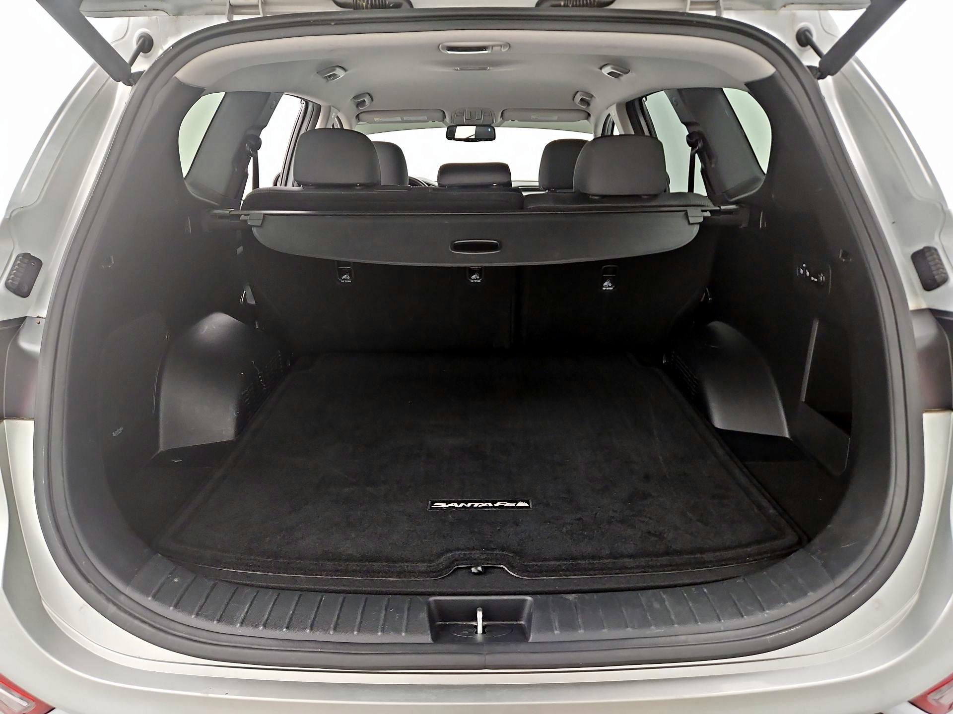 Thumbnail: 2019 Hyundai Santa Fe - 20