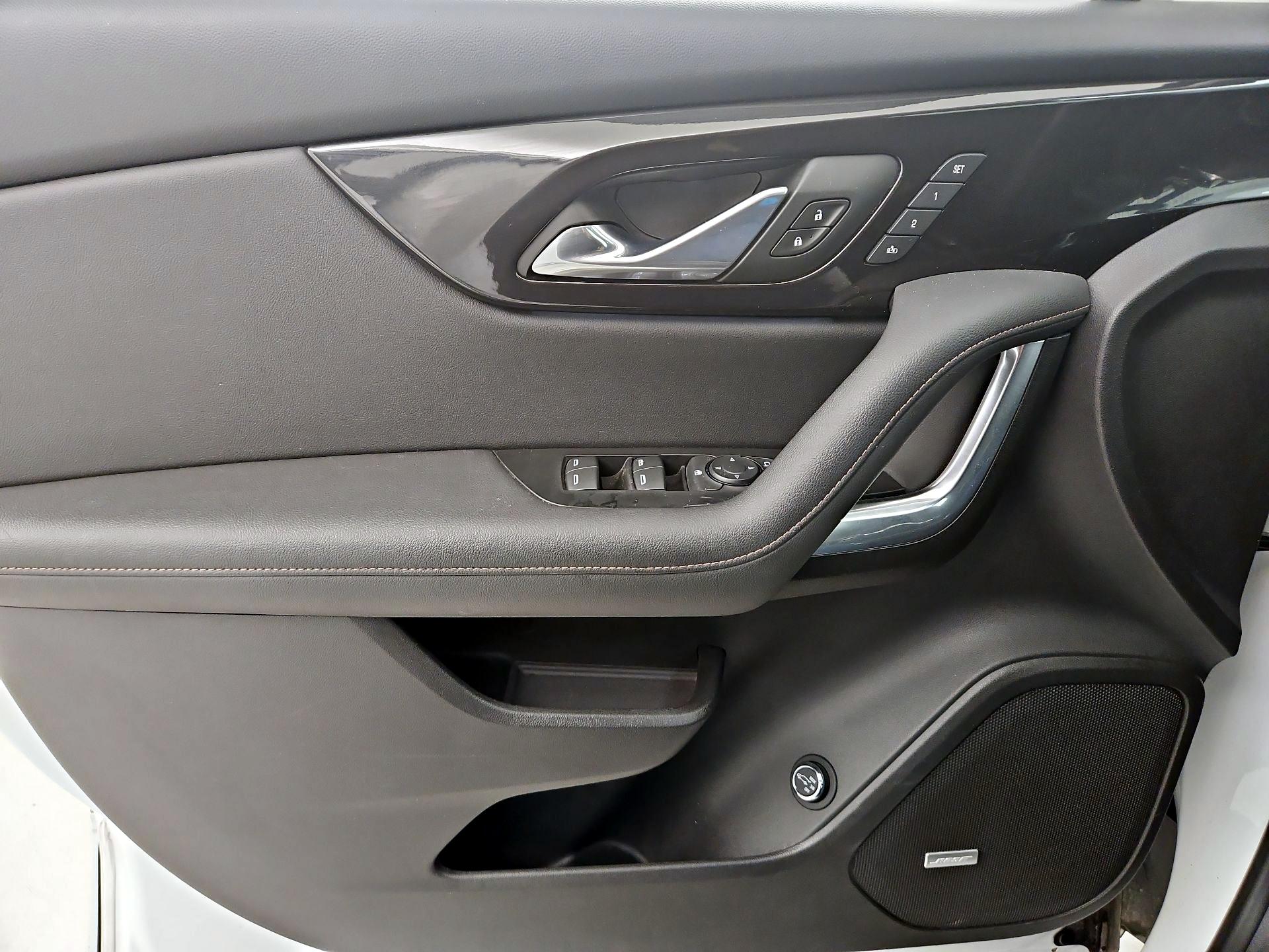 Thumbnail: 2019 Chevrolet Blazer - 12