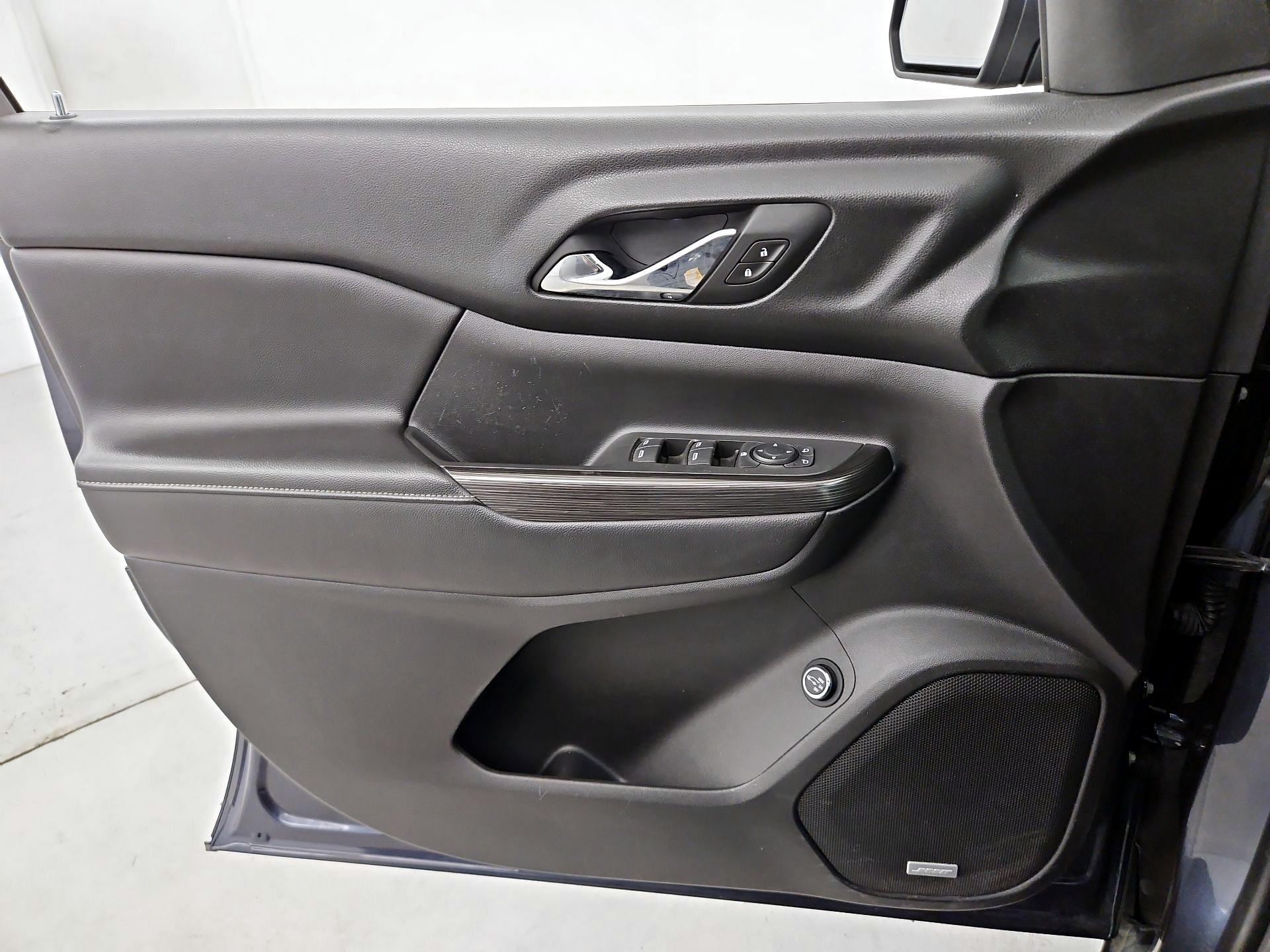 Thumbnail: 2018 GMC Acadia - 12