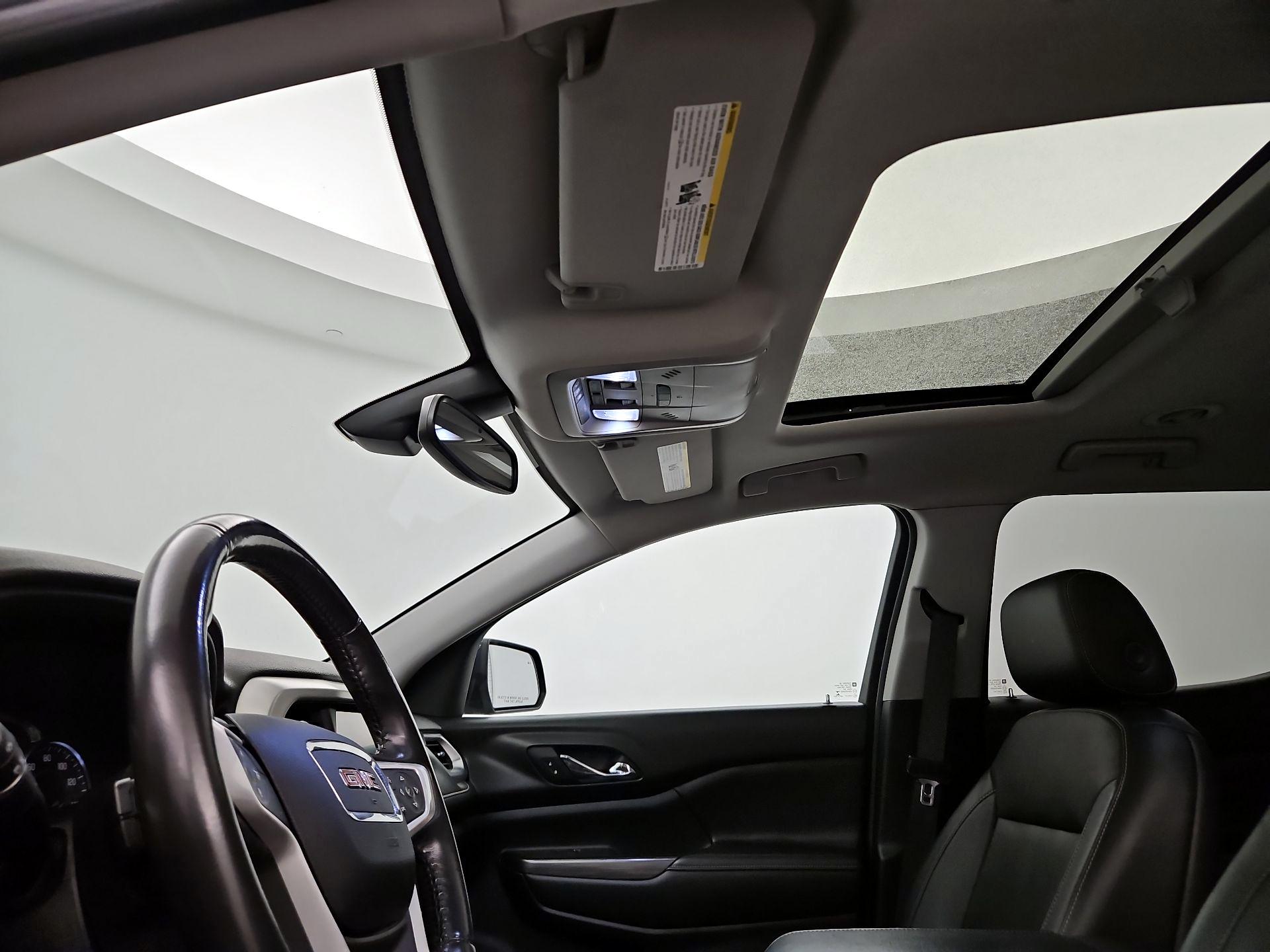 Thumbnail: 2018 GMC Acadia - 19