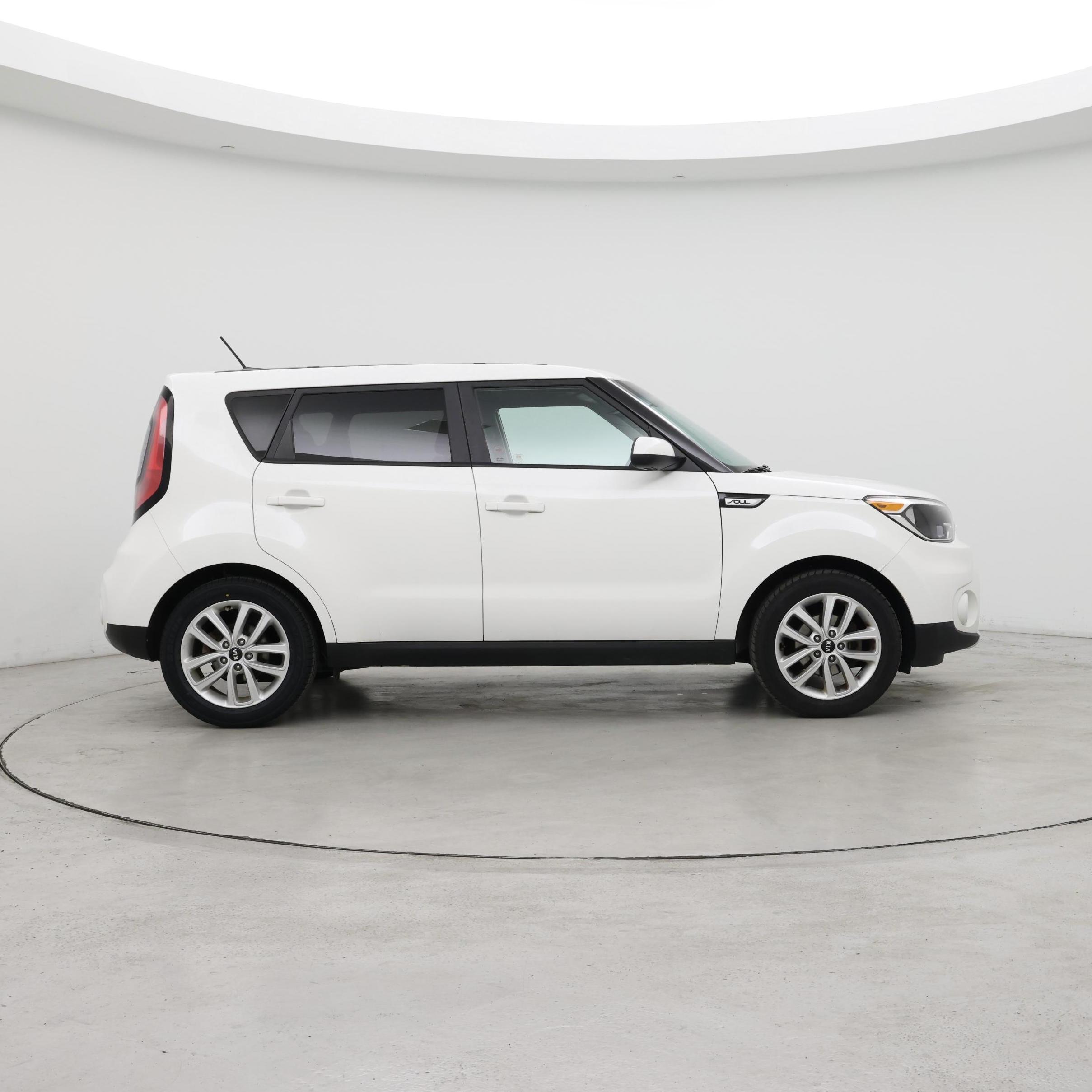 Thumbnail: 2018 Kia Soul - 7