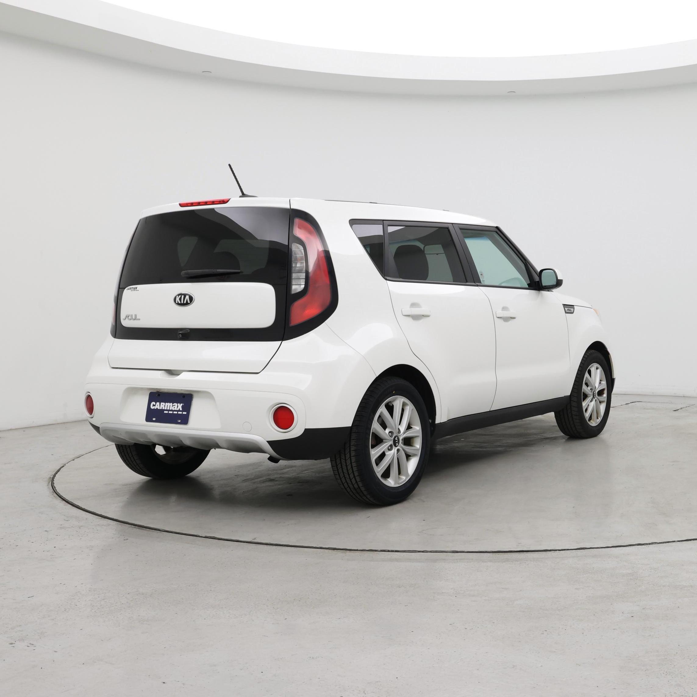 Thumbnail: 2018 Kia Soul - 8