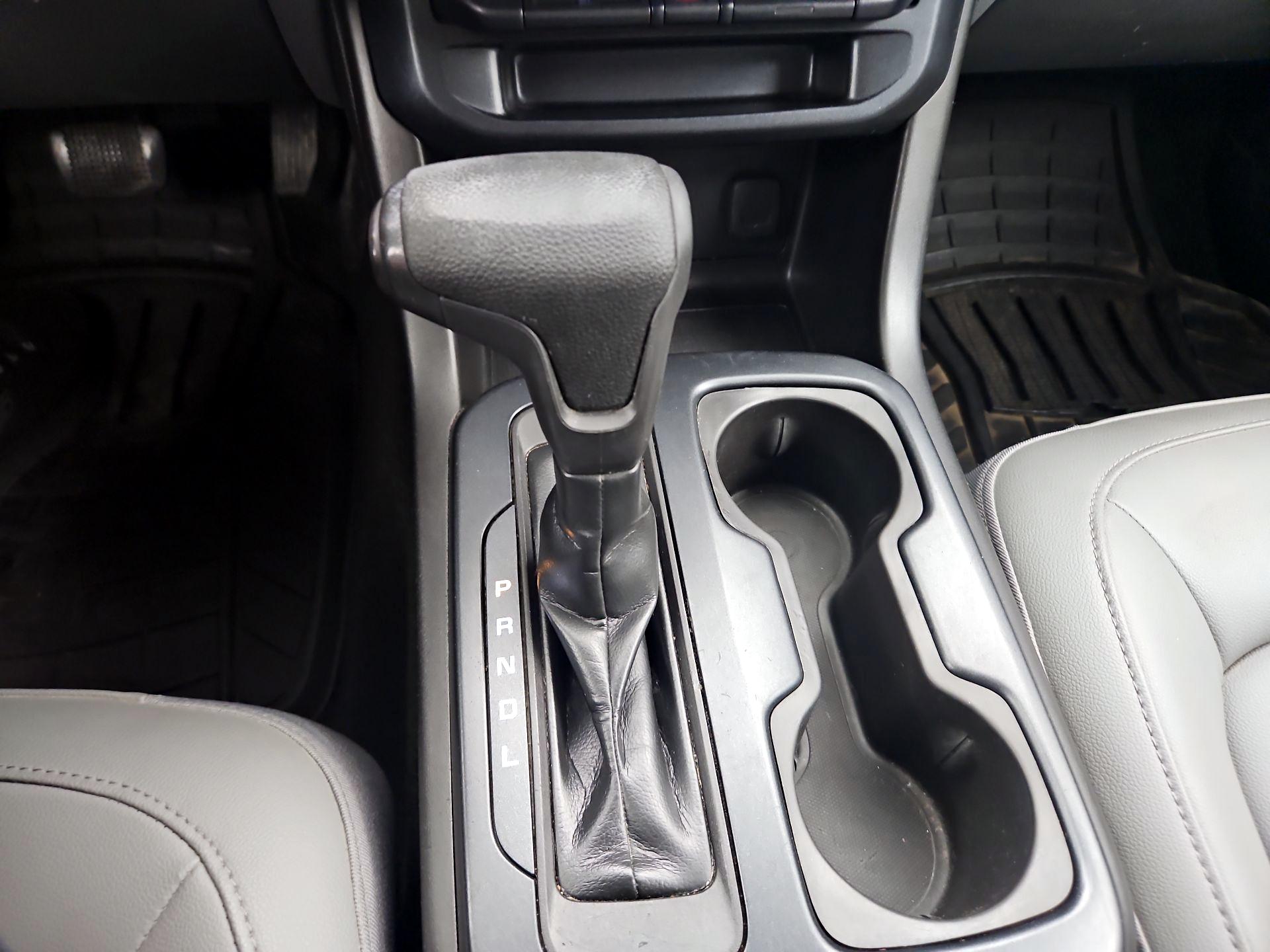 Thumbnail: 2018 GMC Canyon - 17