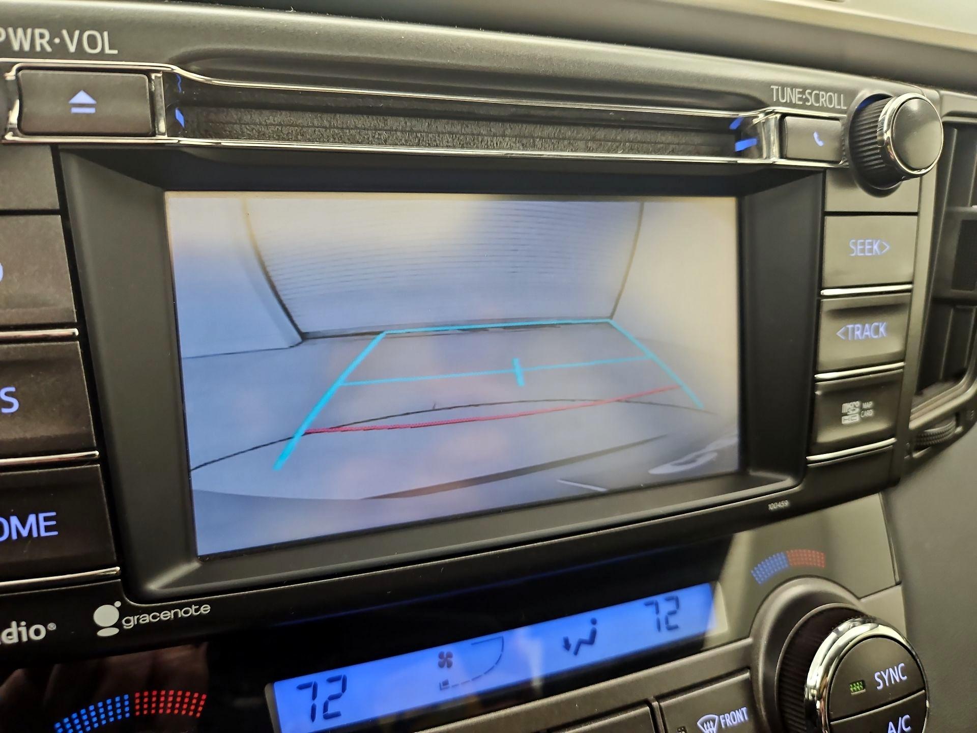 Thumbnail: 2015 Toyota RAV4 - 15