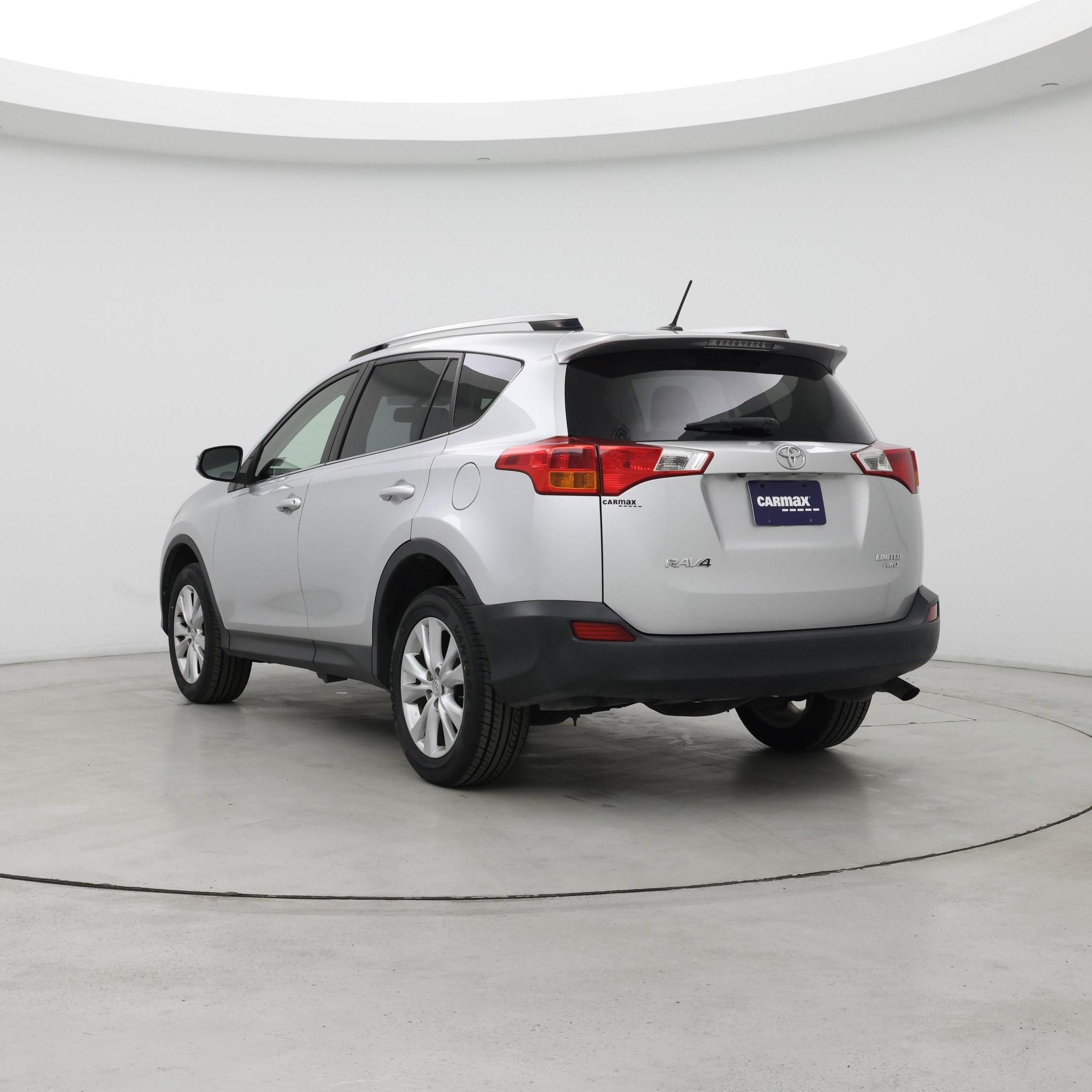 Thumbnail: 2015 Toyota RAV4 - 2