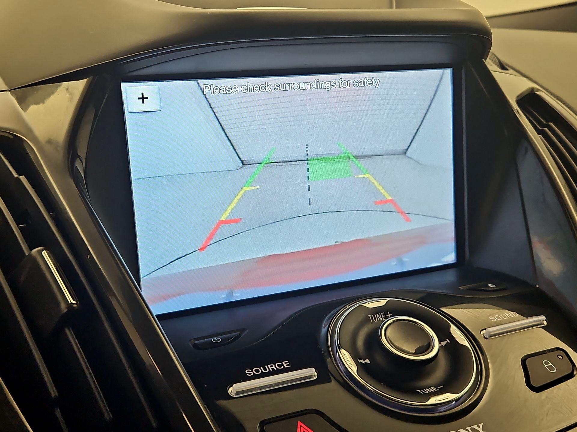 Thumbnail: 2016 Ford Escape - 15