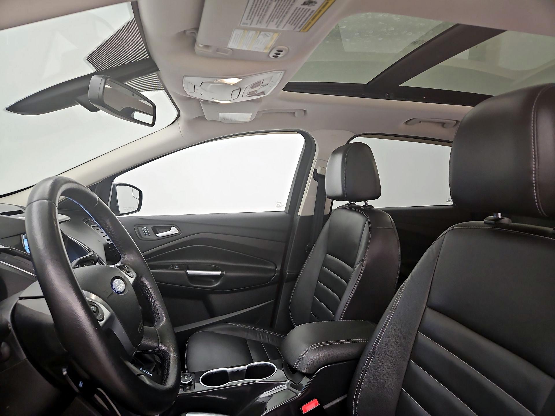 Thumbnail: 2016 Ford Escape - 20