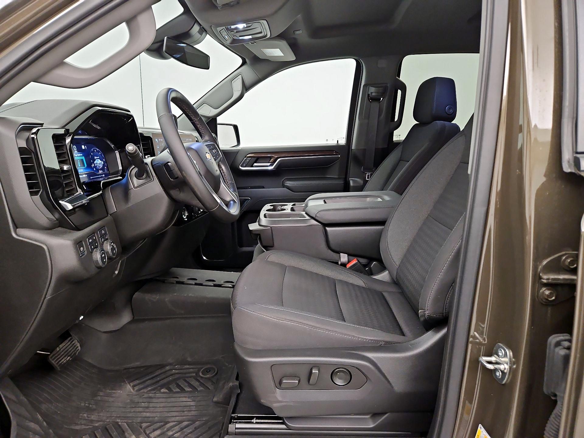 Thumbnail: 2023 Chevrolet Silverado 1500 - 11