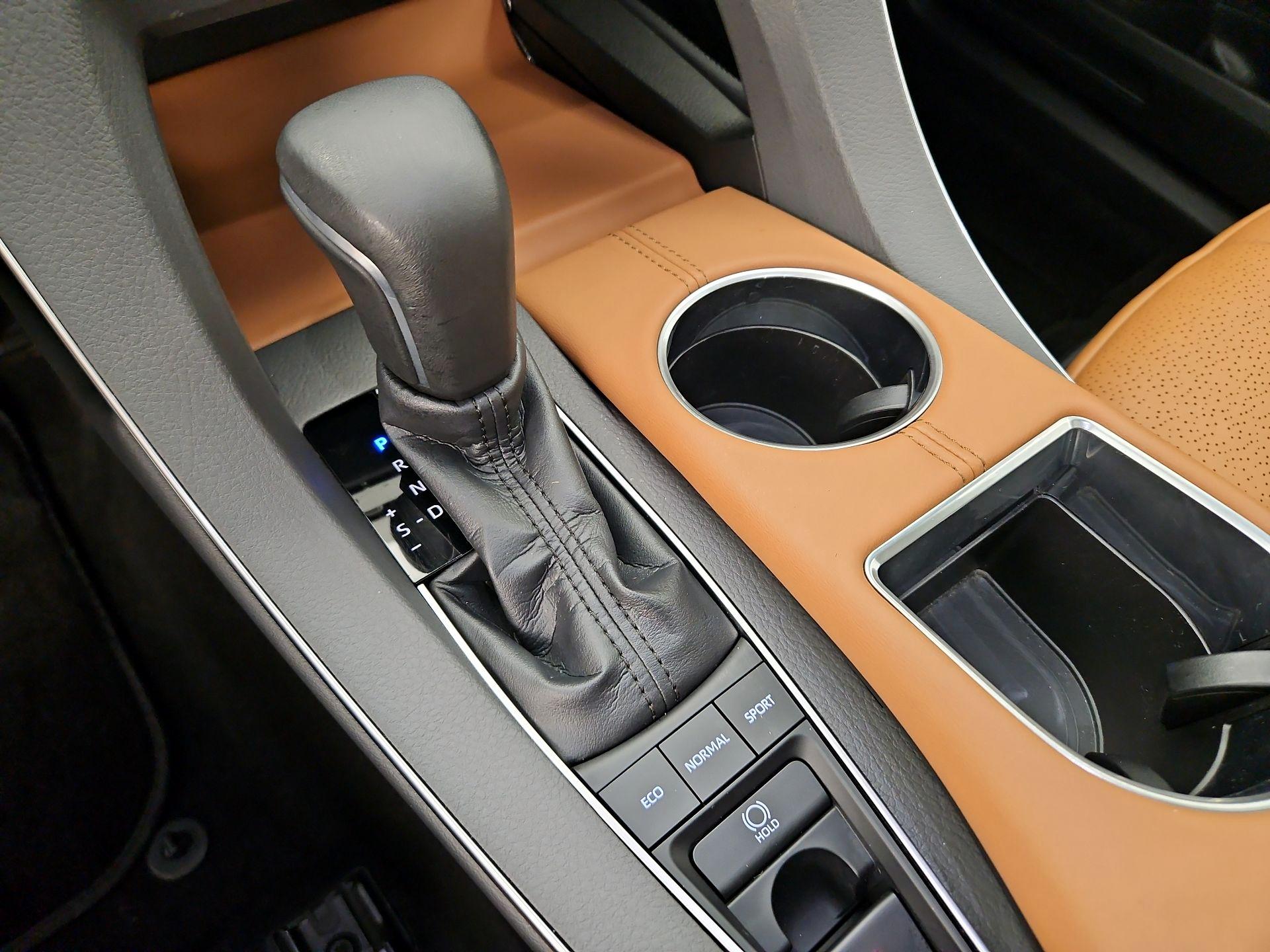 Thumbnail: 2019 Toyota Avalon - 17