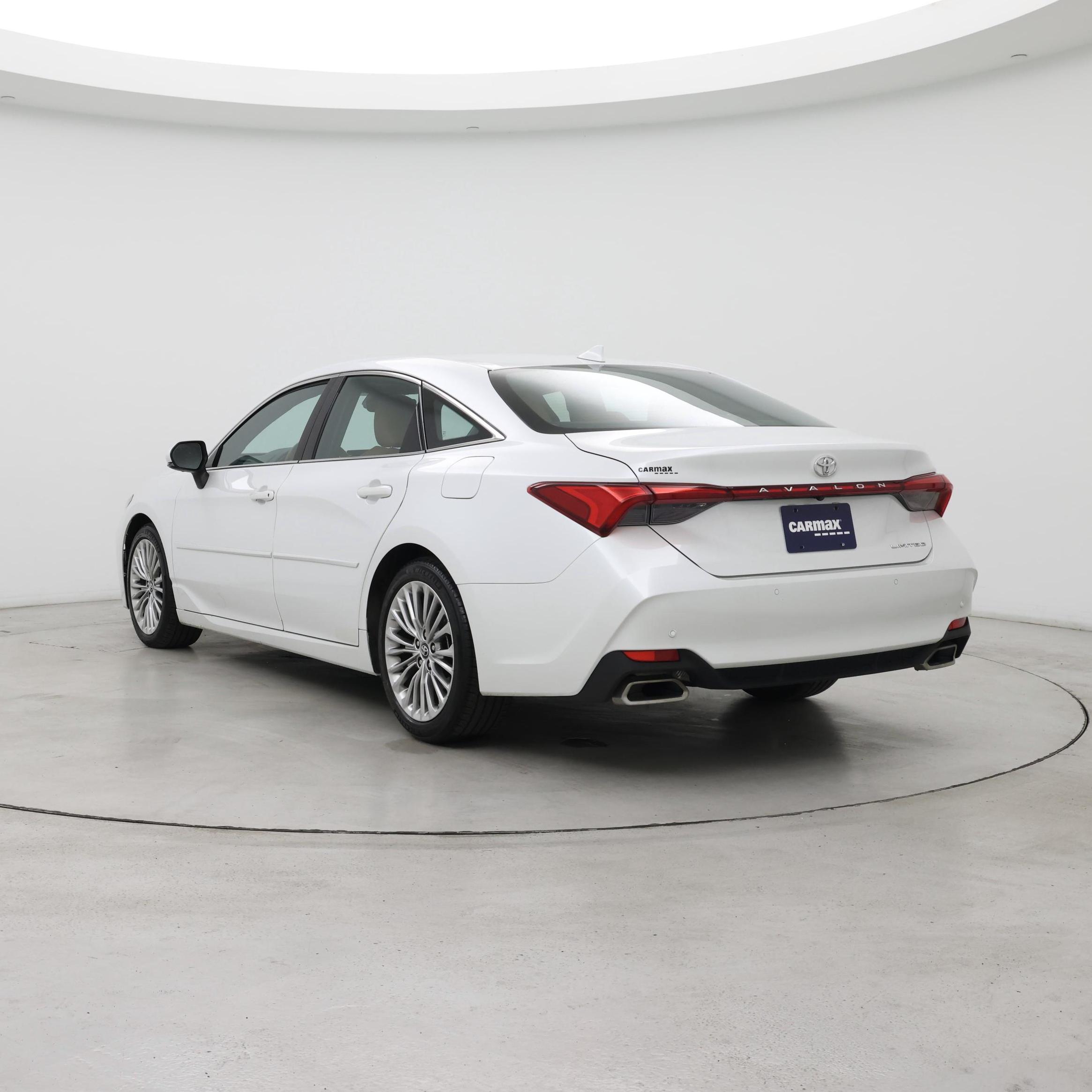 Thumbnail: 2019 Toyota Avalon - 2