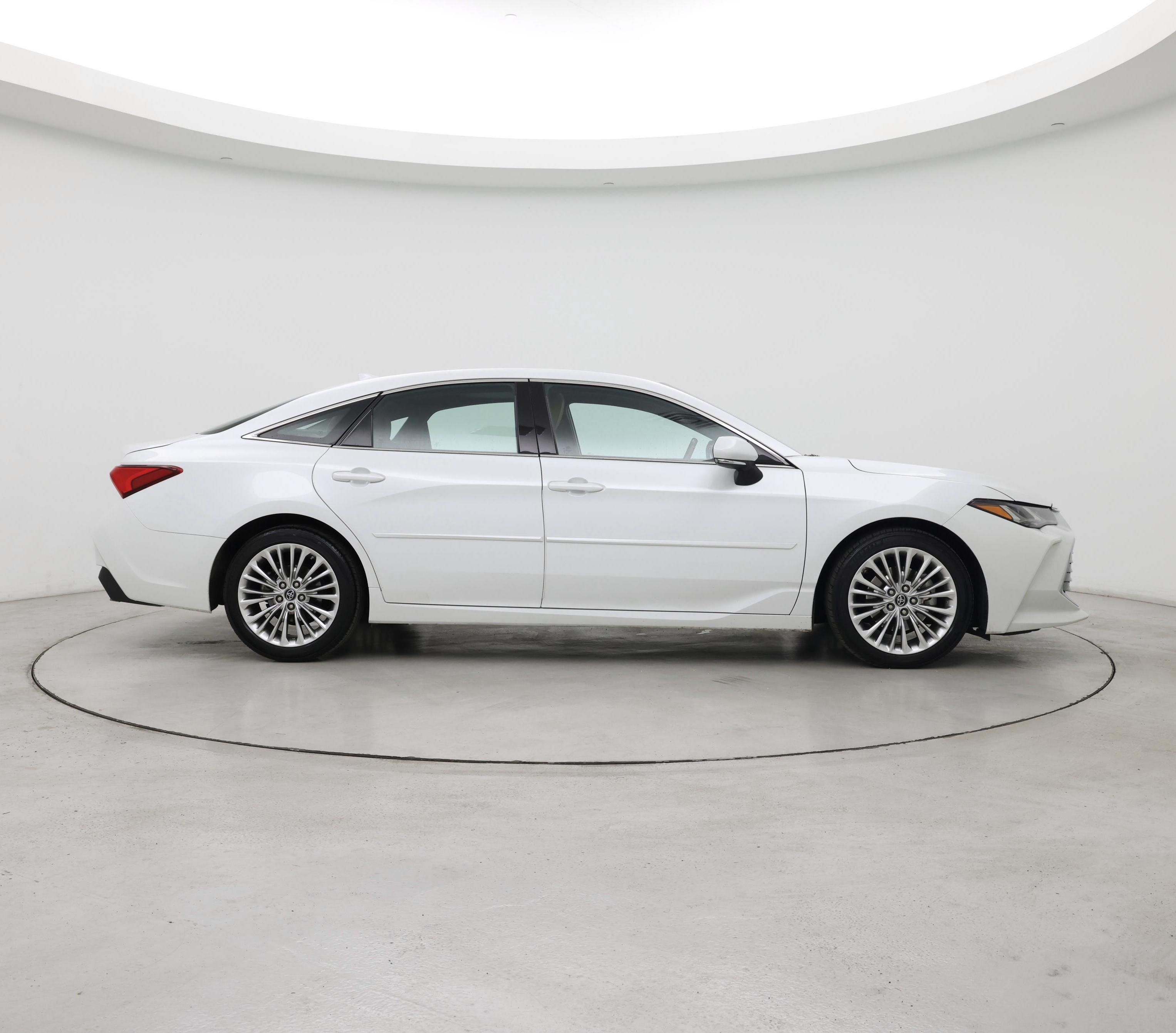 Thumbnail: 2019 Toyota Avalon - 7