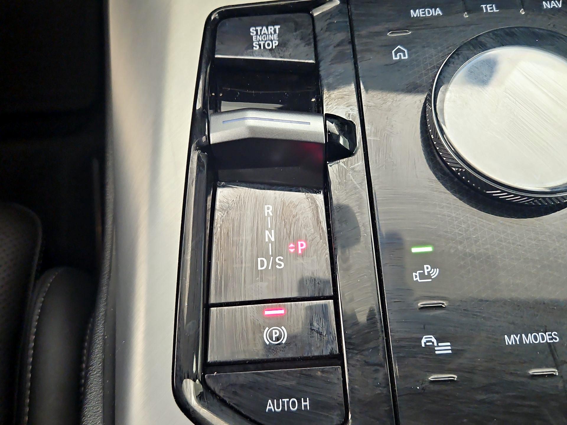 Thumbnail: 2025 BMW X3 - 16