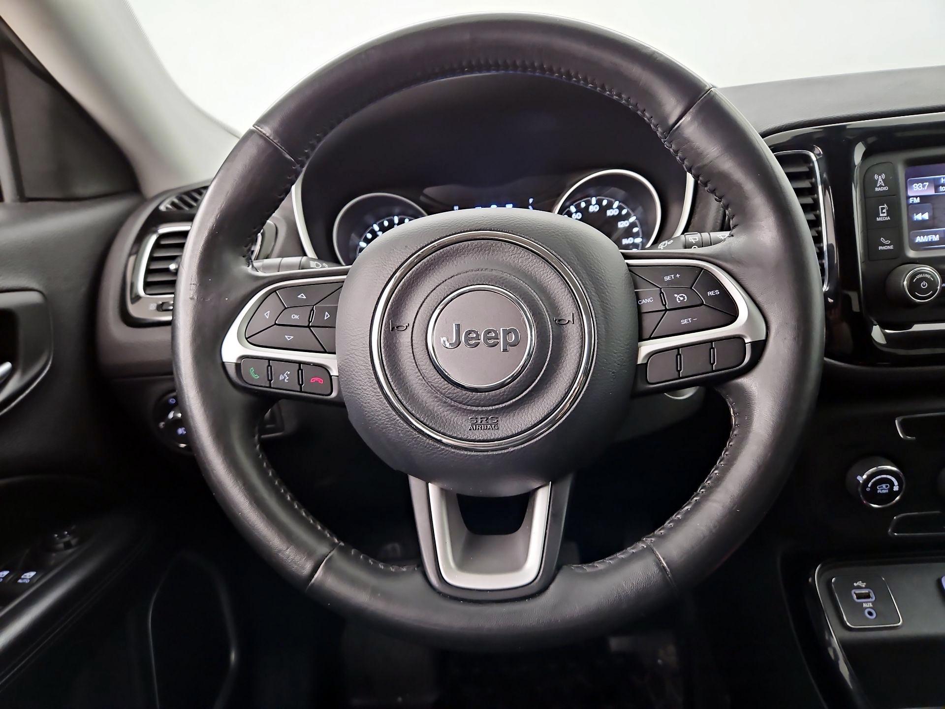 Thumbnail: 2018 Jeep Compass - 10