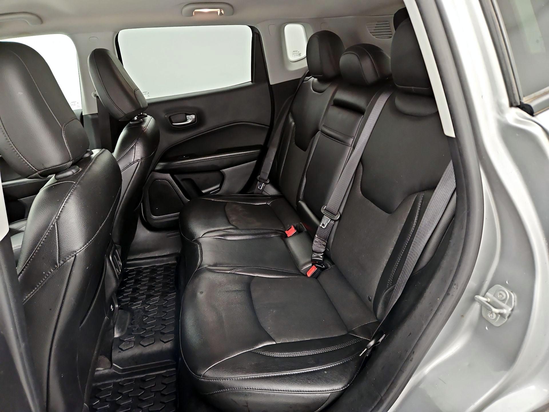 Thumbnail: 2018 Jeep Compass - 19