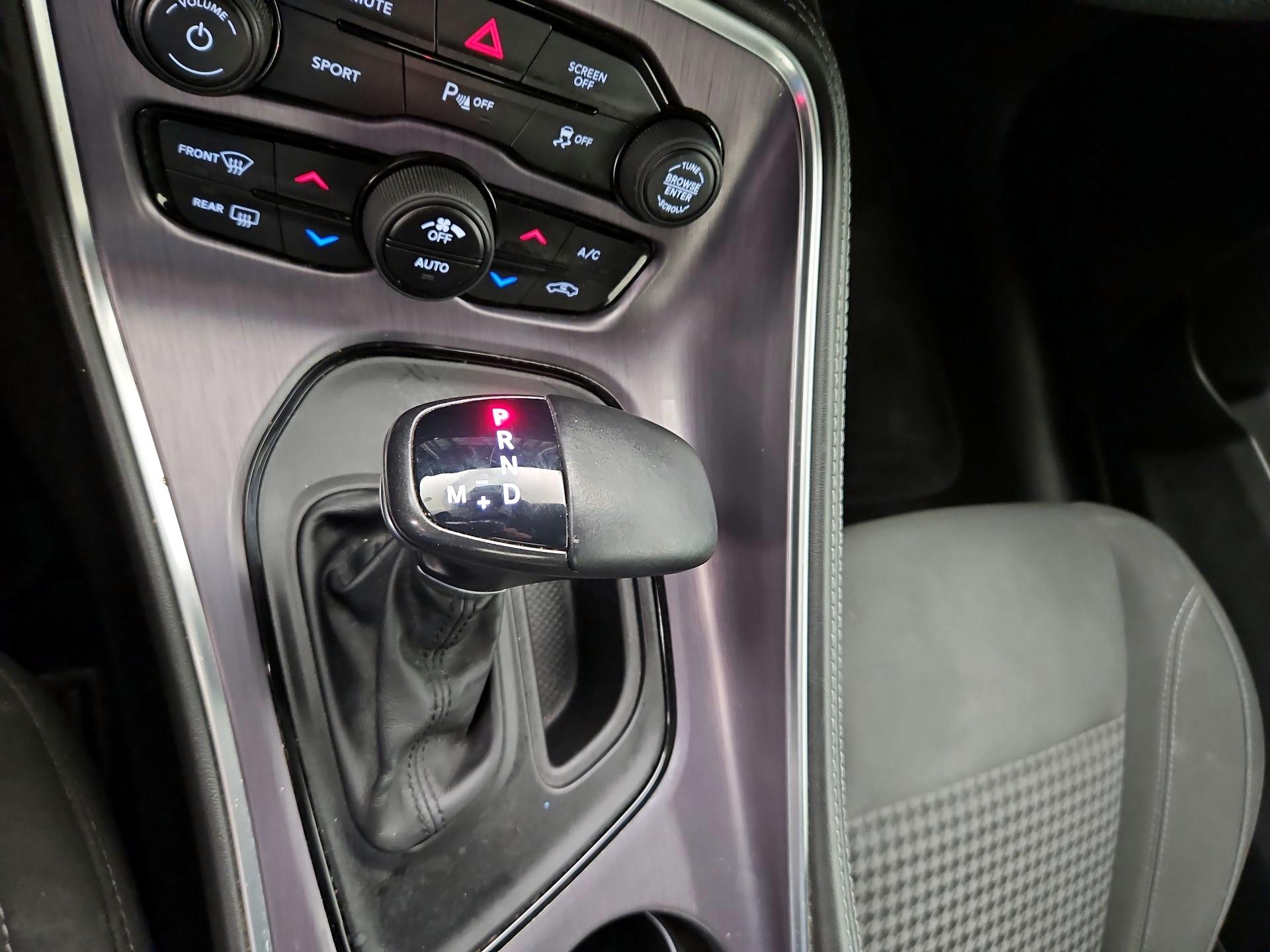 Thumbnail: 2017 Dodge Challenger - 17