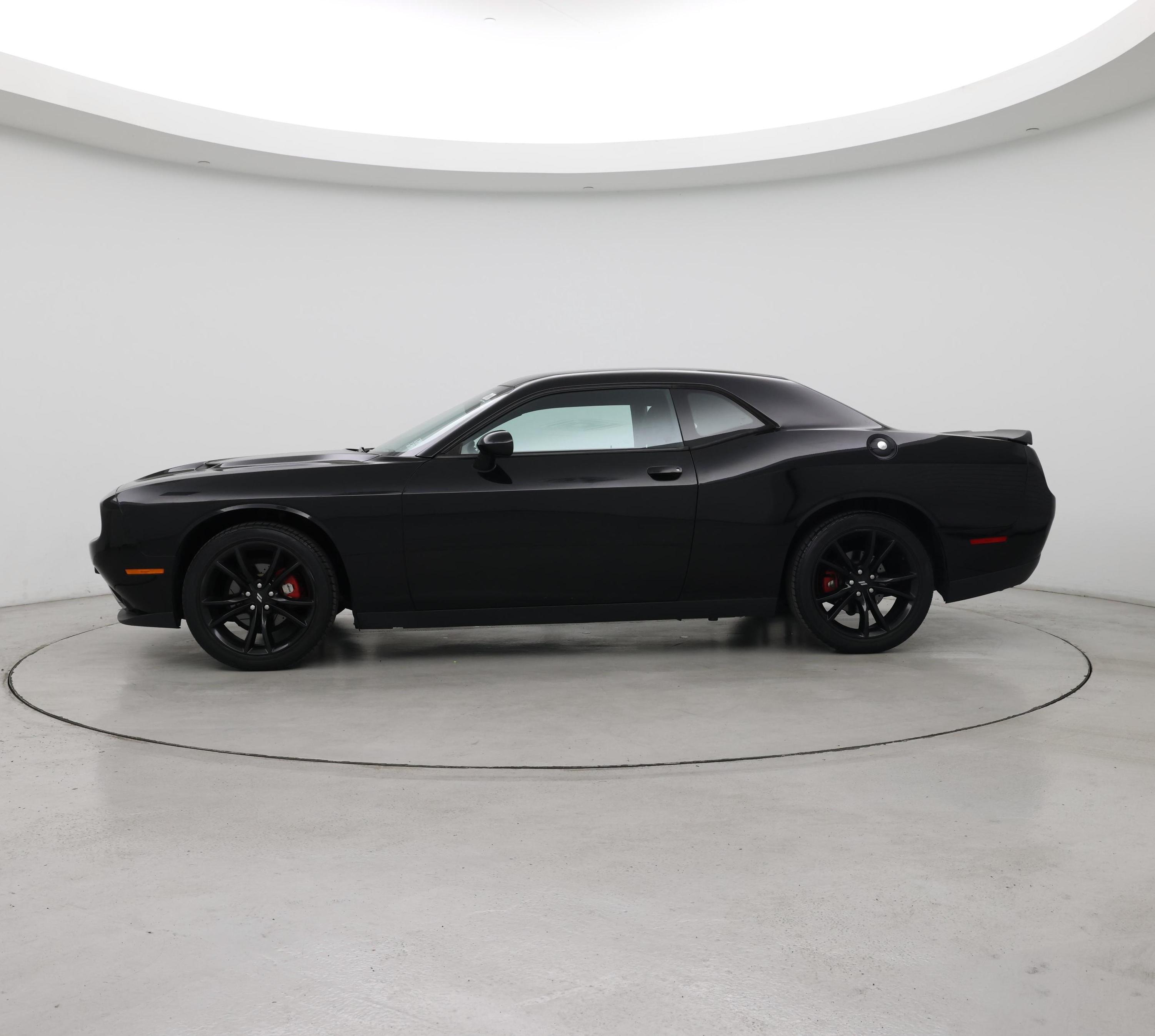 Thumbnail: 2017 Dodge Challenger - 3