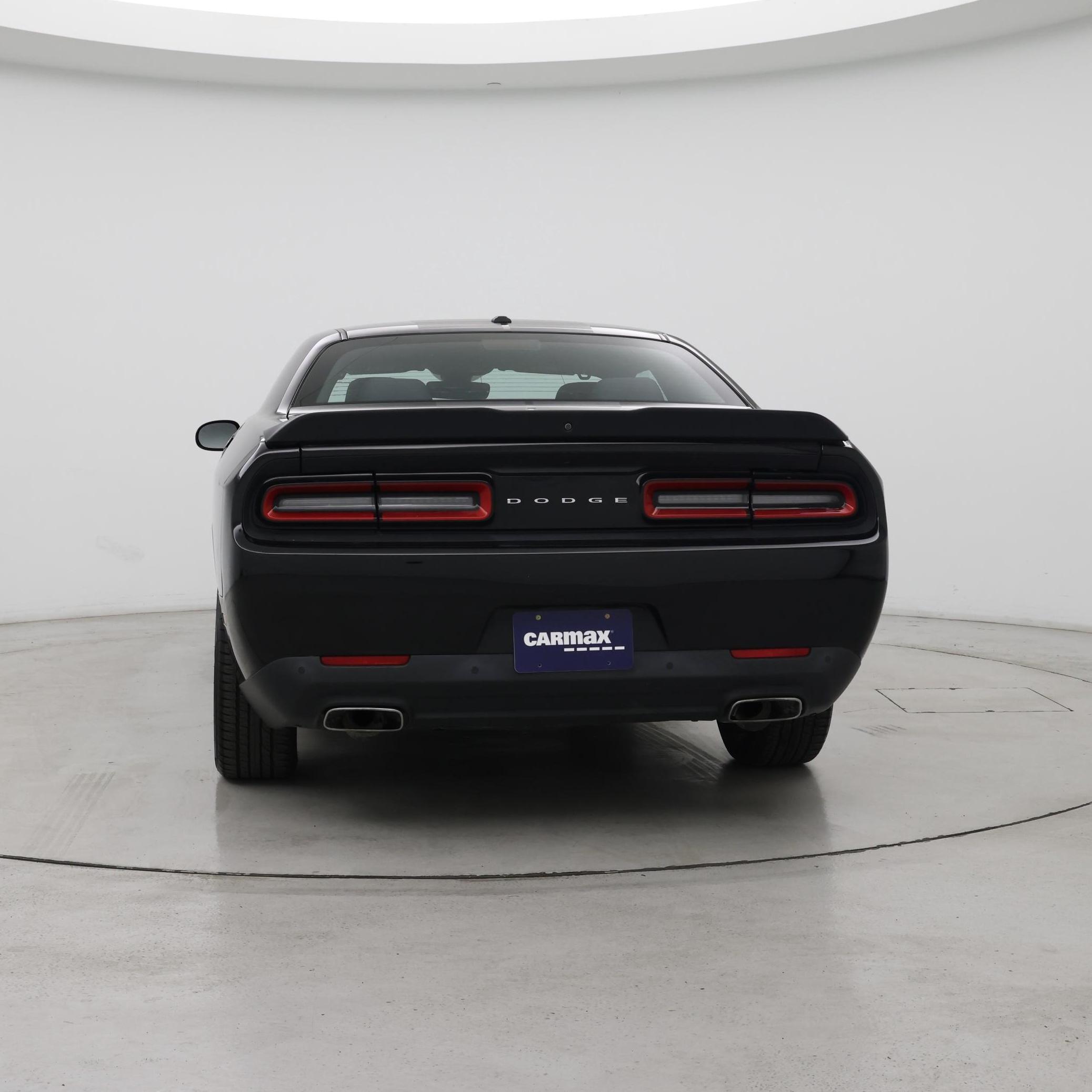 Thumbnail: 2017 Dodge Challenger - 6