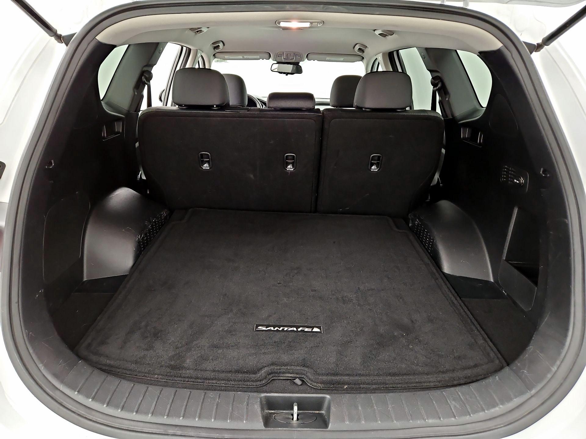 Thumbnail: 2019 Hyundai Santa Fe - 20