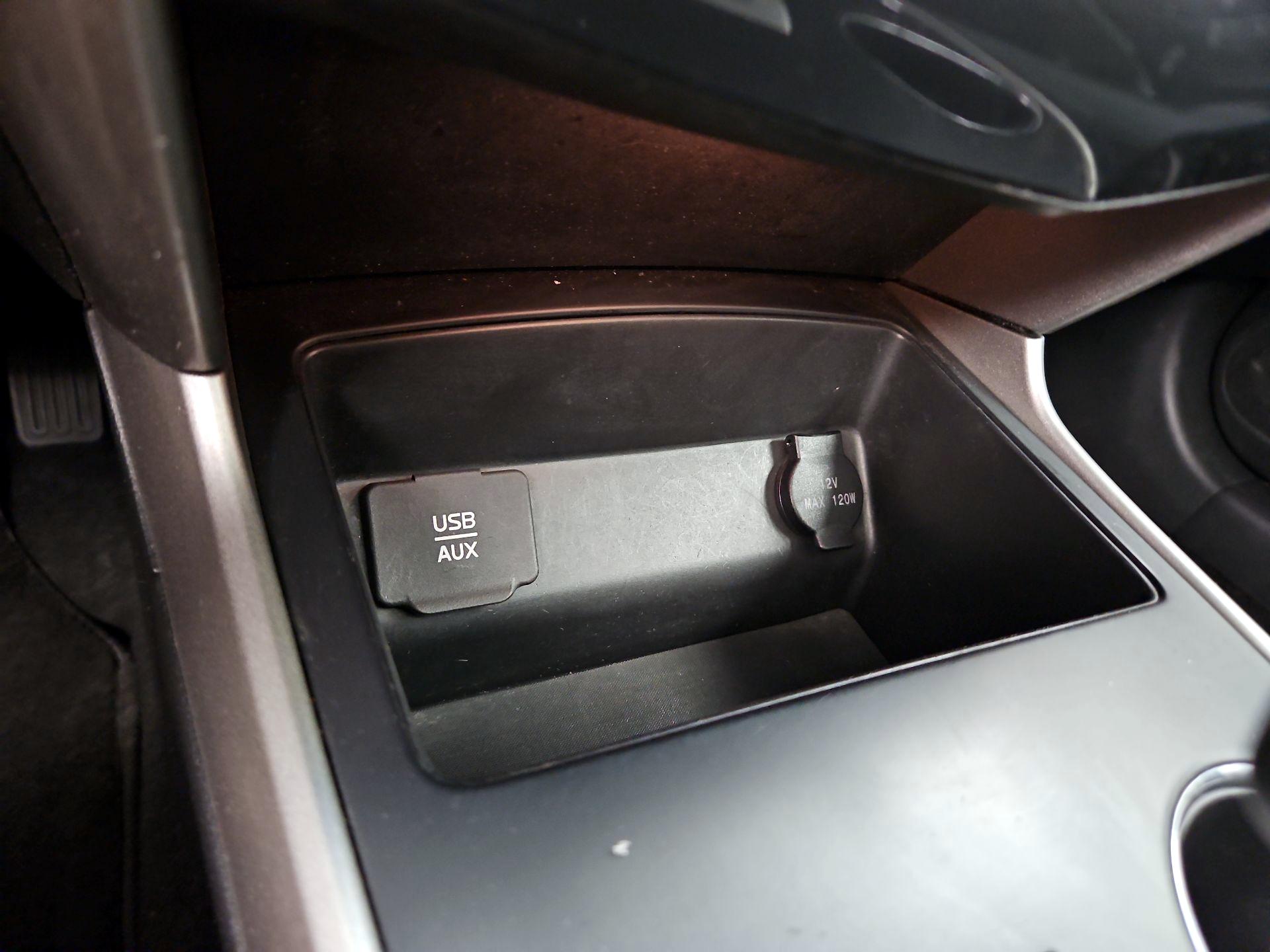 Thumbnail: 2015 Nissan Altima - 19