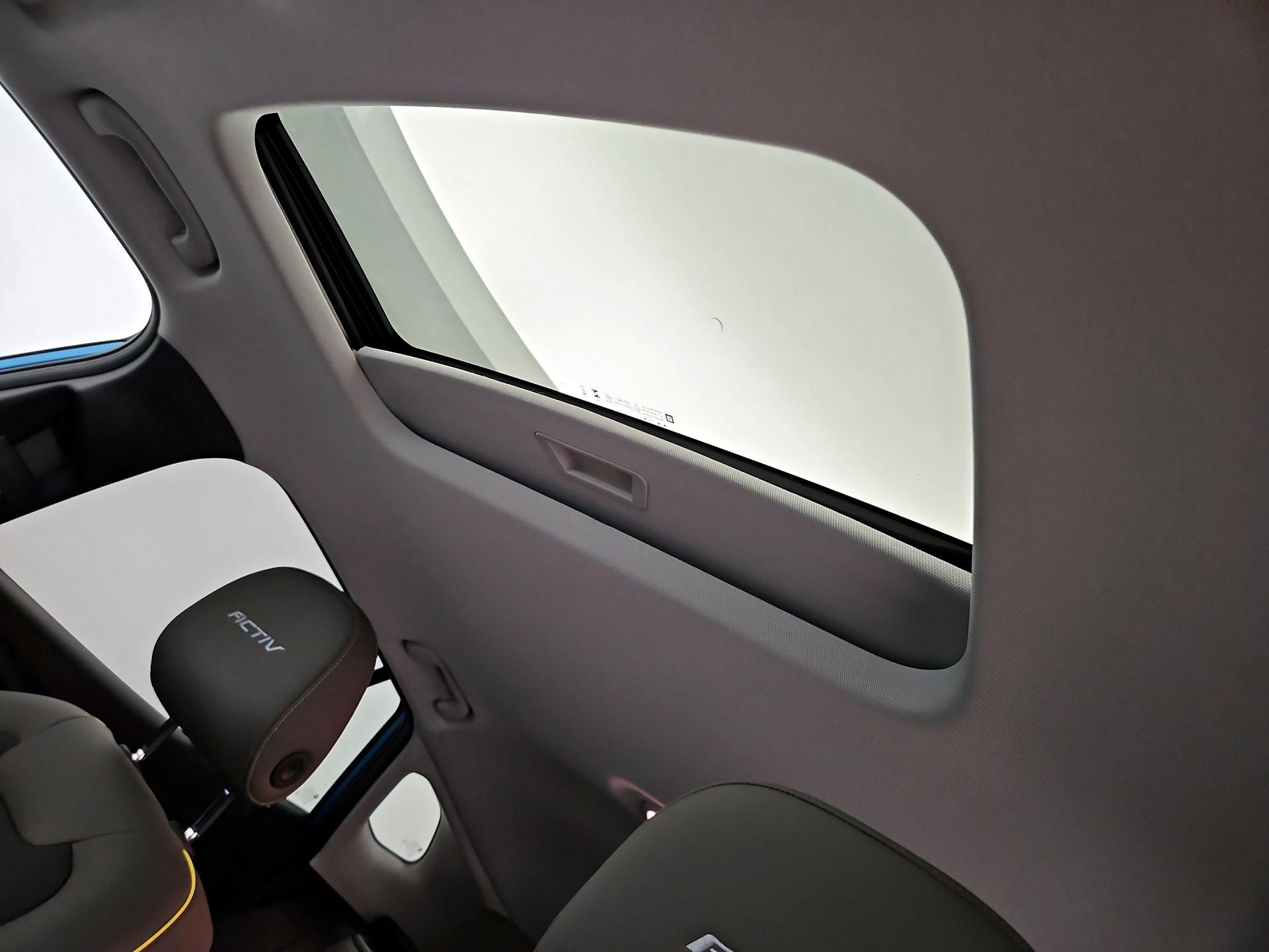 Thumbnail: 2025 Chevrolet Trax - 19