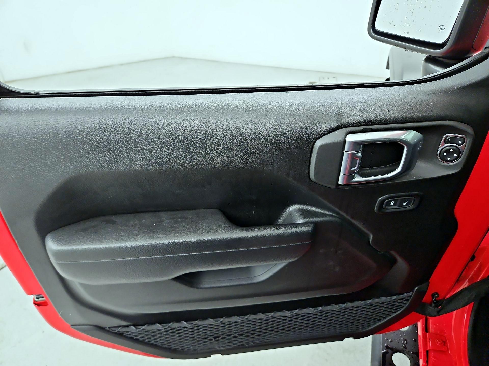 Thumbnail: 2022 Jeep Wrangler - 12