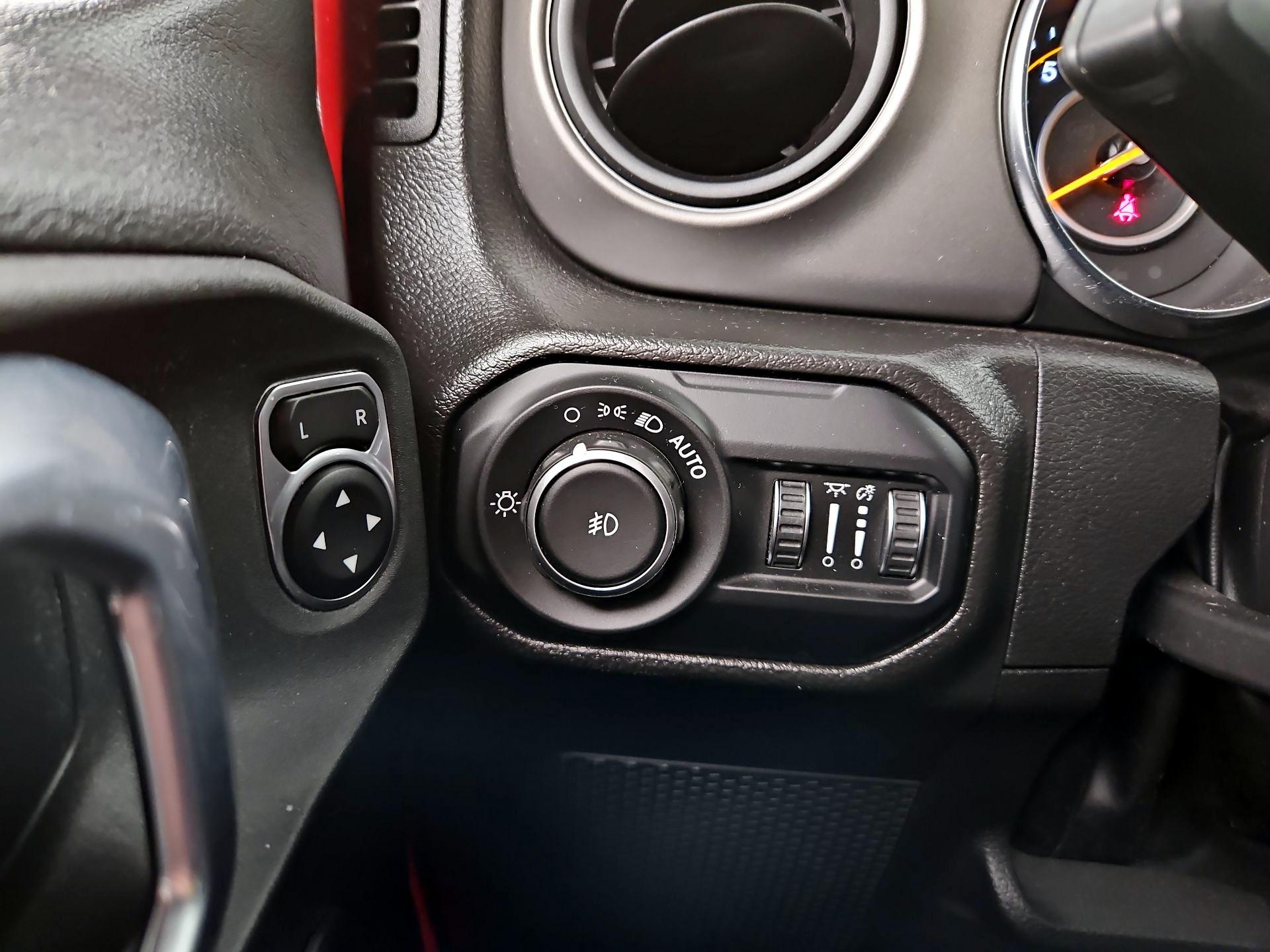 Thumbnail: 2022 Jeep Wrangler - 13