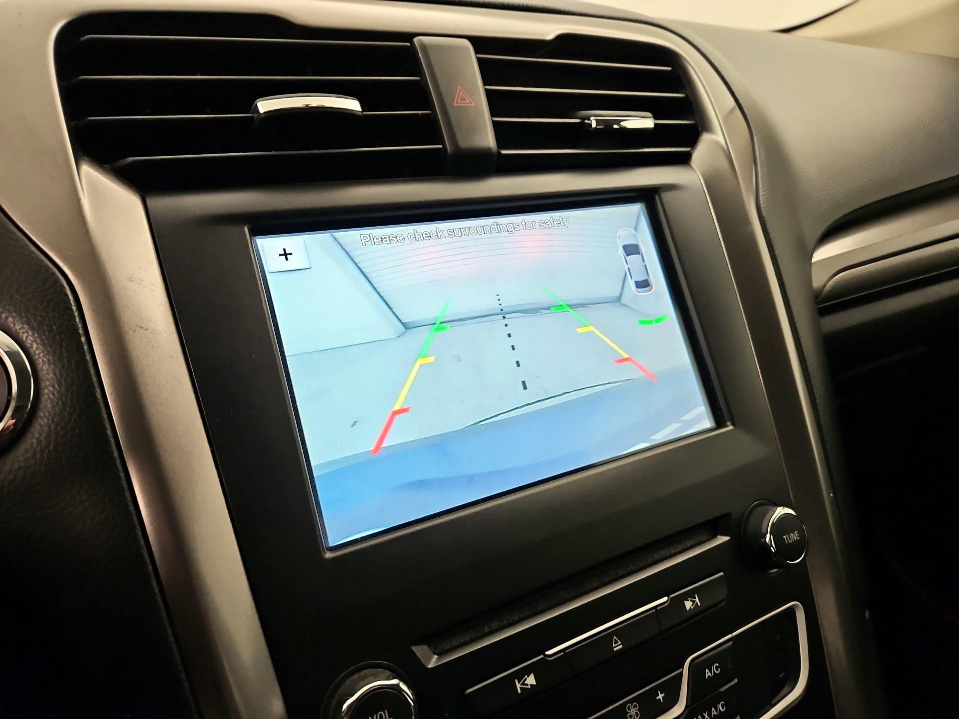 Thumbnail: 2018 Ford Fusion - 14