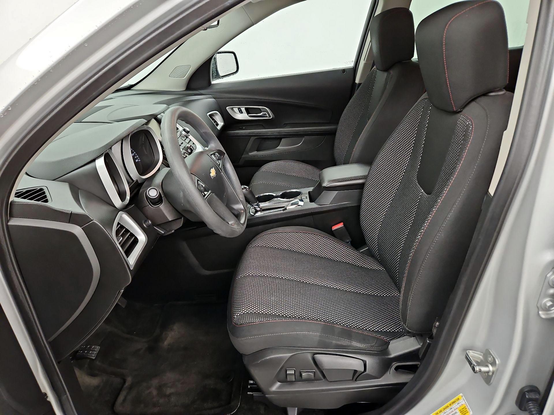 Thumbnail: 2017 Chevrolet Equinox - 11