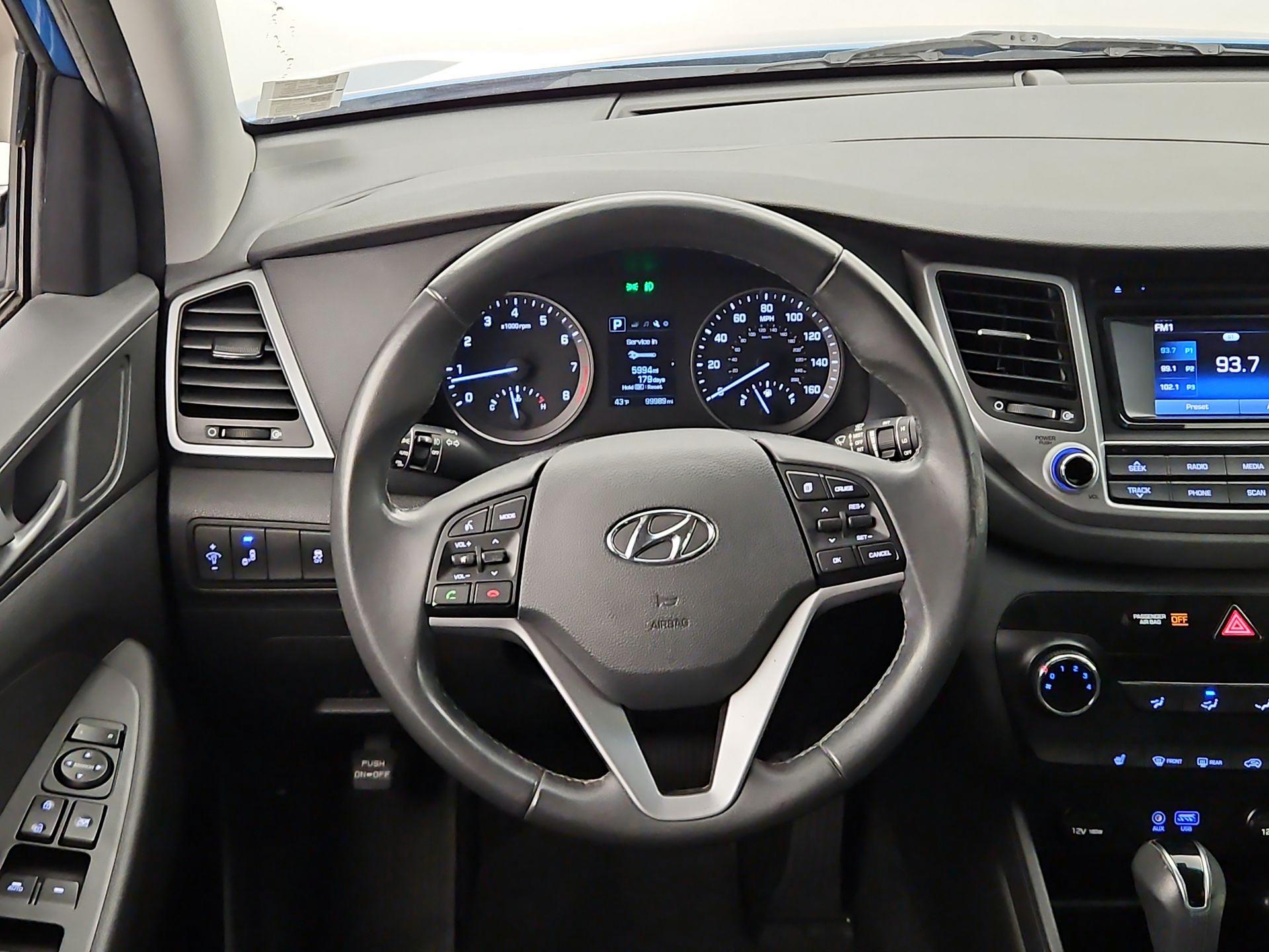 Thumbnail: 2017 Hyundai Tucson - 10