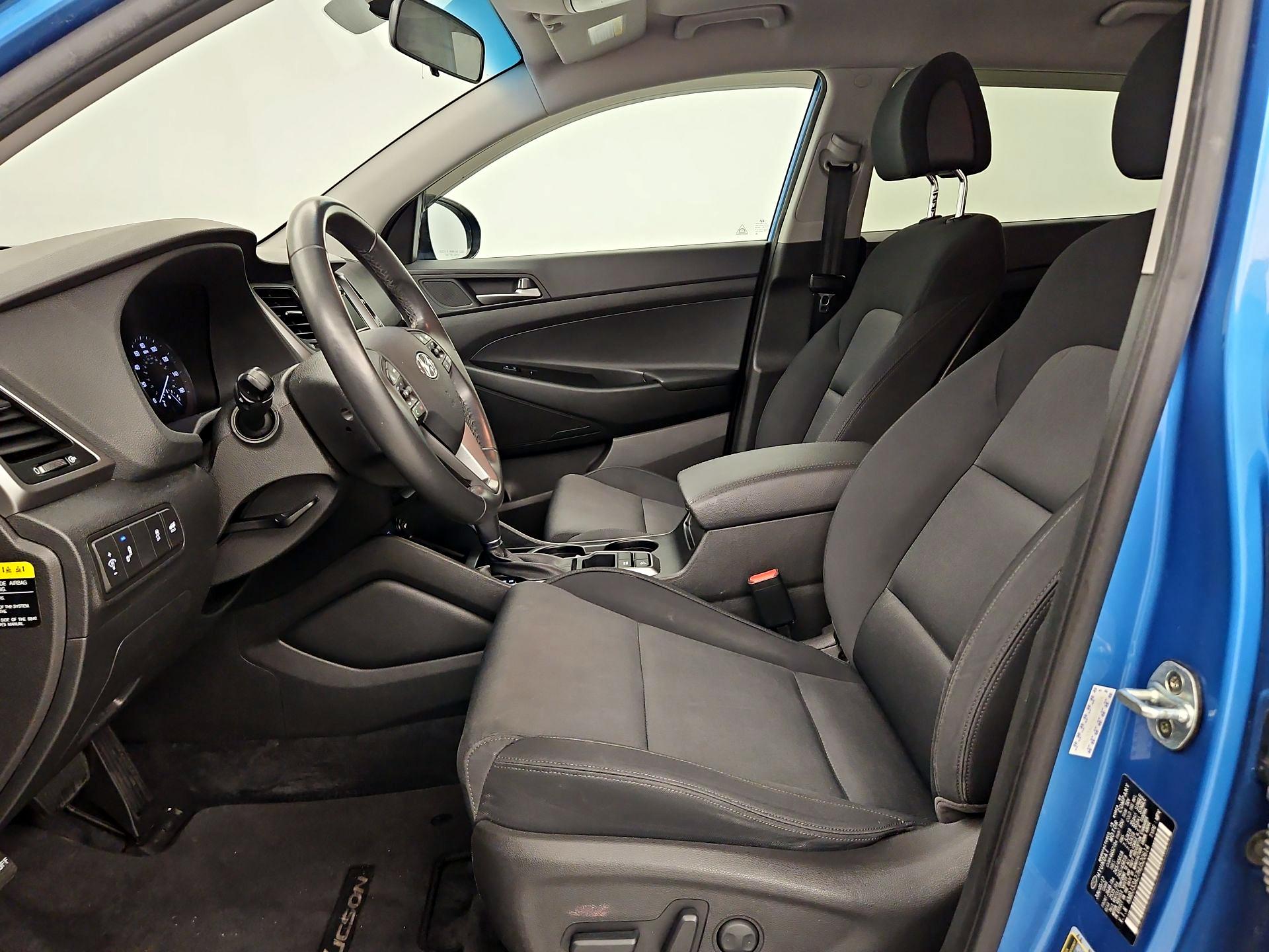 Thumbnail: 2017 Hyundai Tucson - 11